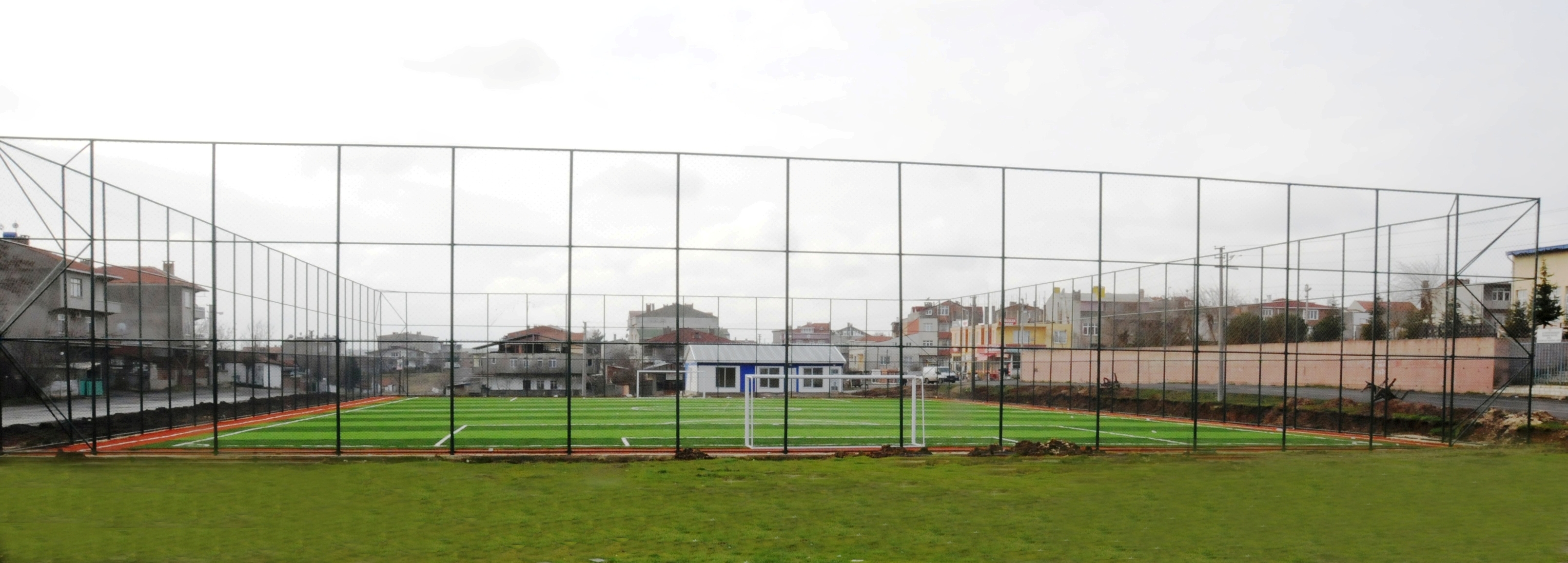 Salk Mahallesinde Yeni Futbol Sahas Yapld