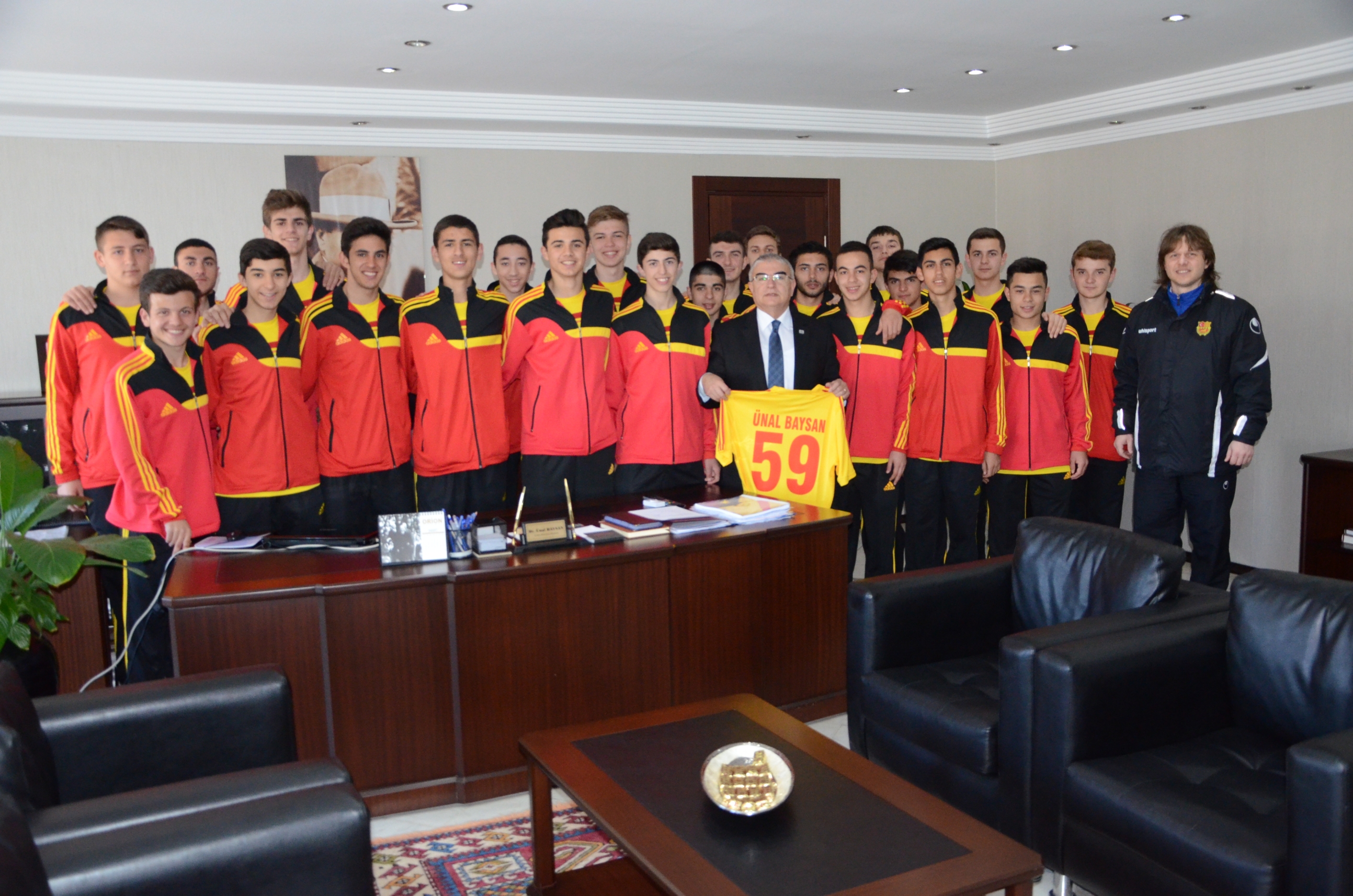 Aslanspordan Bakan Baysana Ziyaret