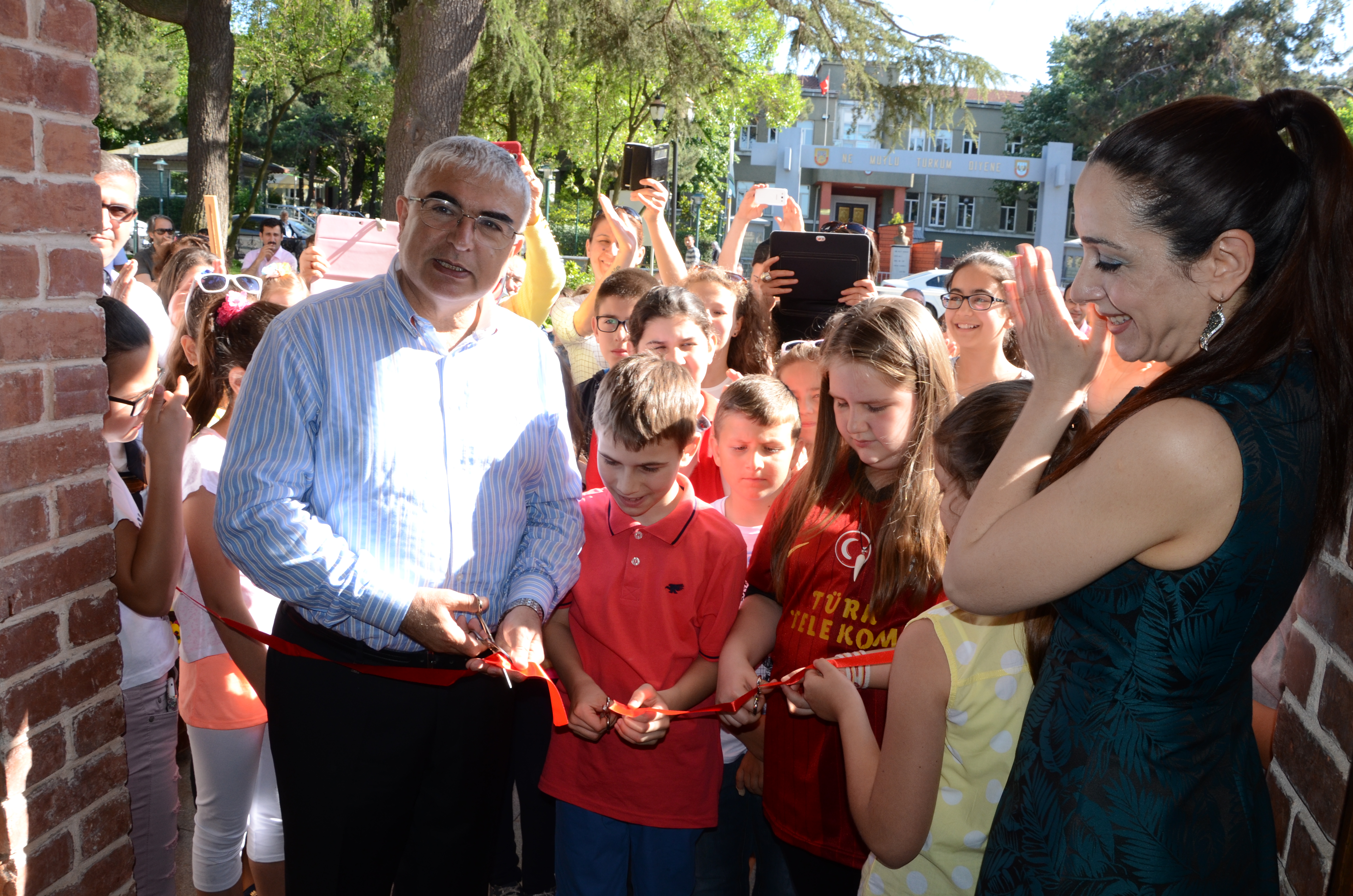 Resim Kursiyerleri in Sergi Dzenlendi