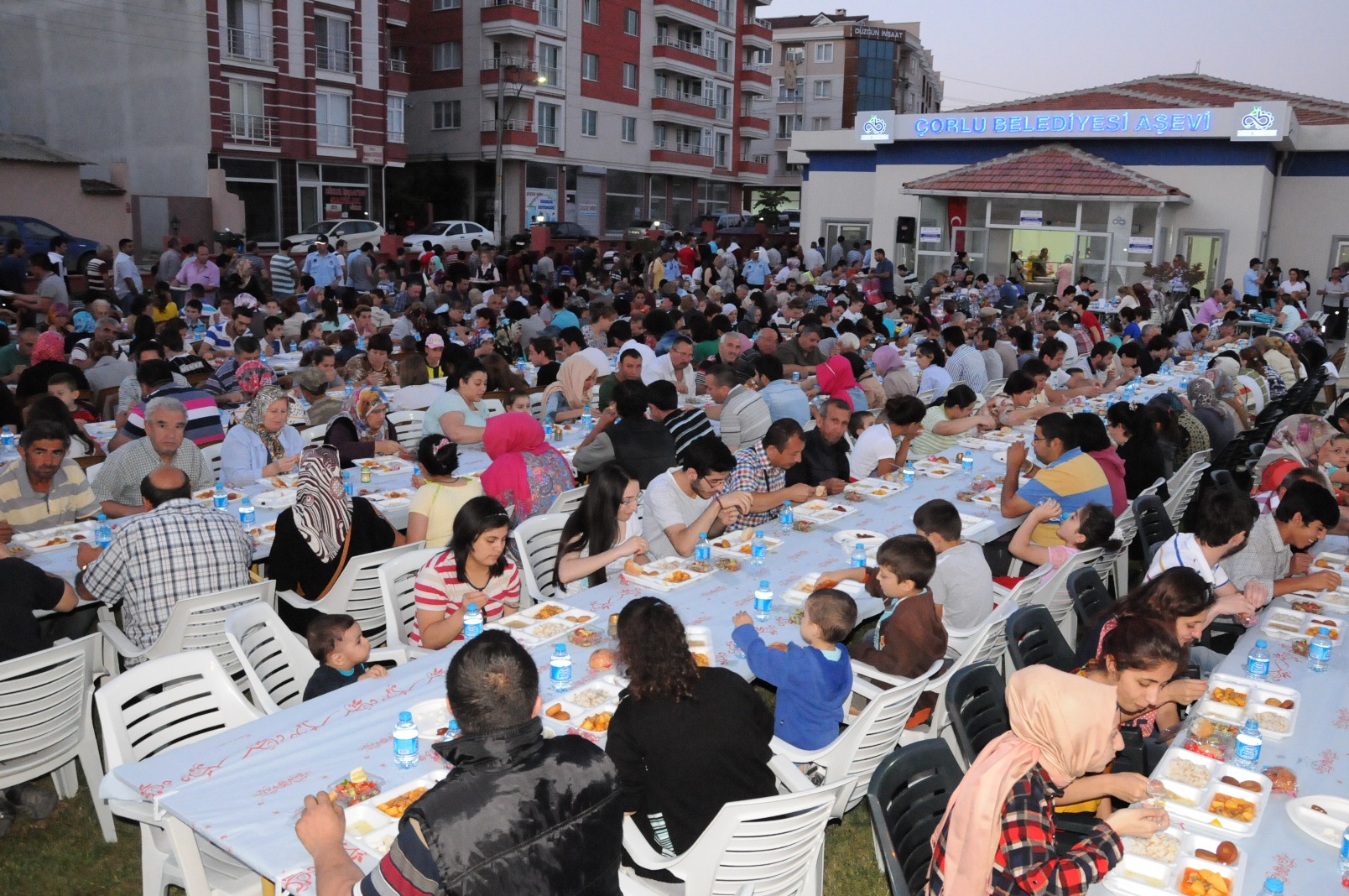 Aevinde El Ele Gnl Gnle Ramazan Cokusu