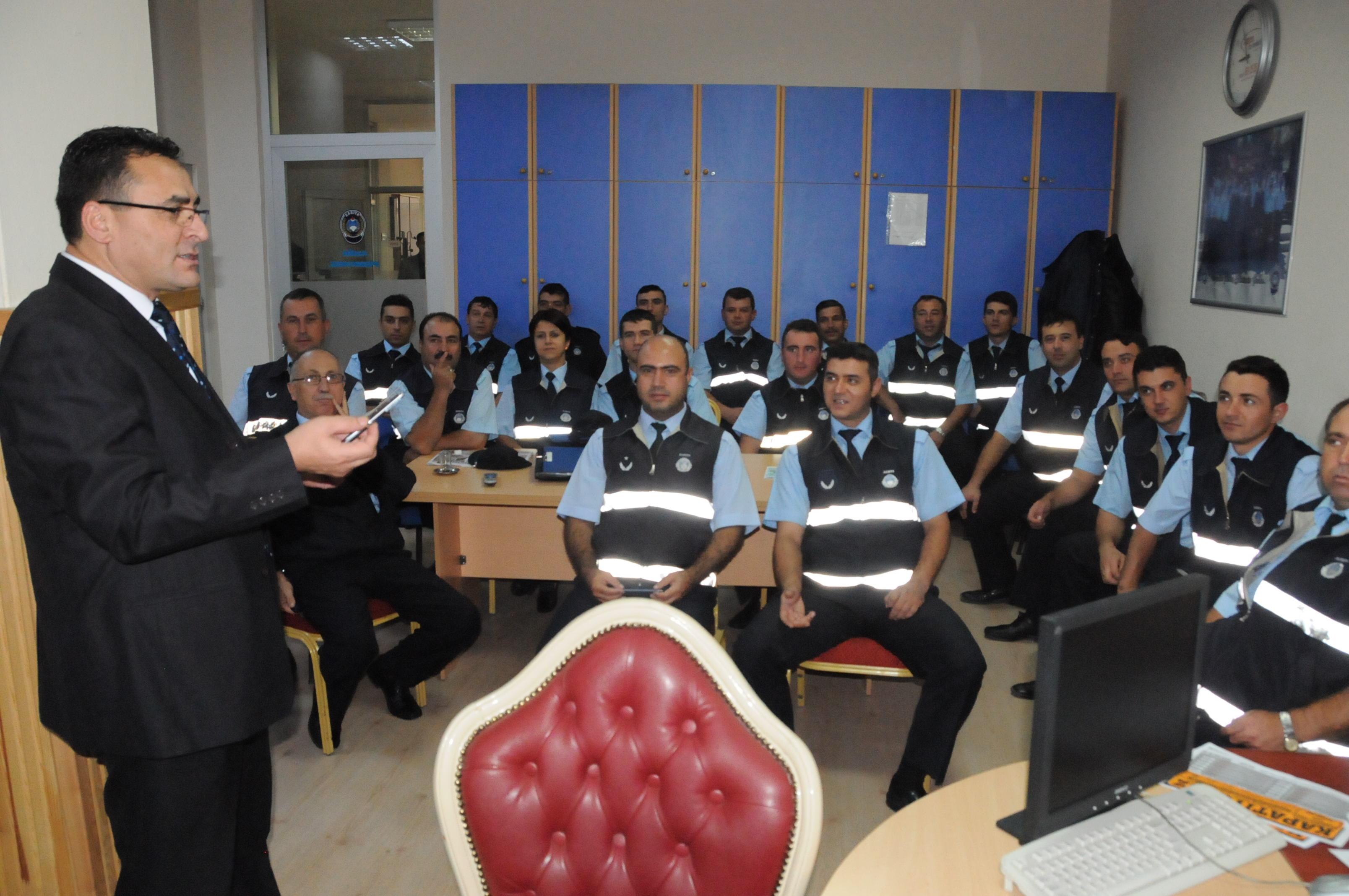 Zabta Personeline Hizmet i Eitim