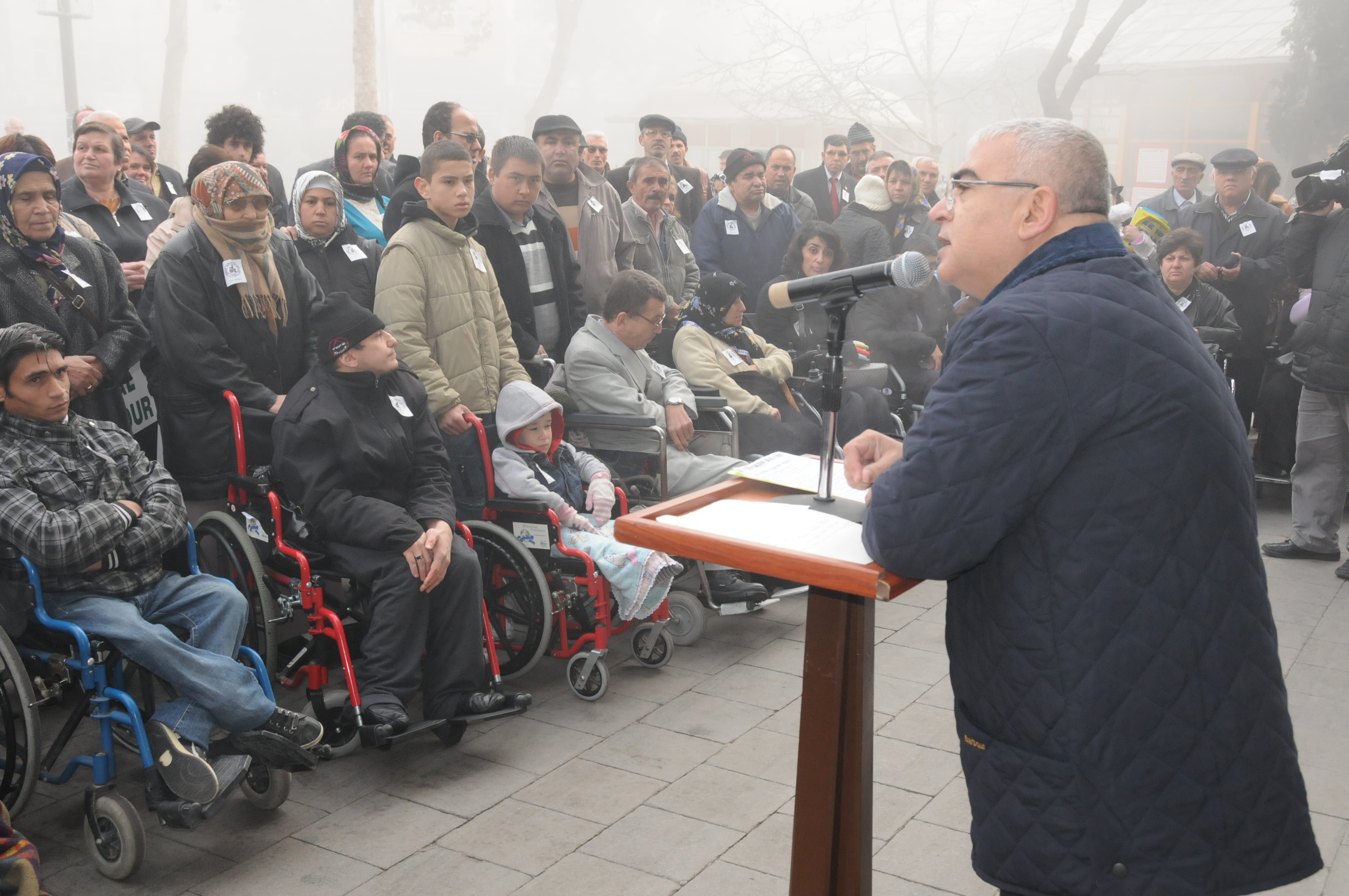 3 Aral�k D�nya Engelliler G�n�n� Kutlad�k