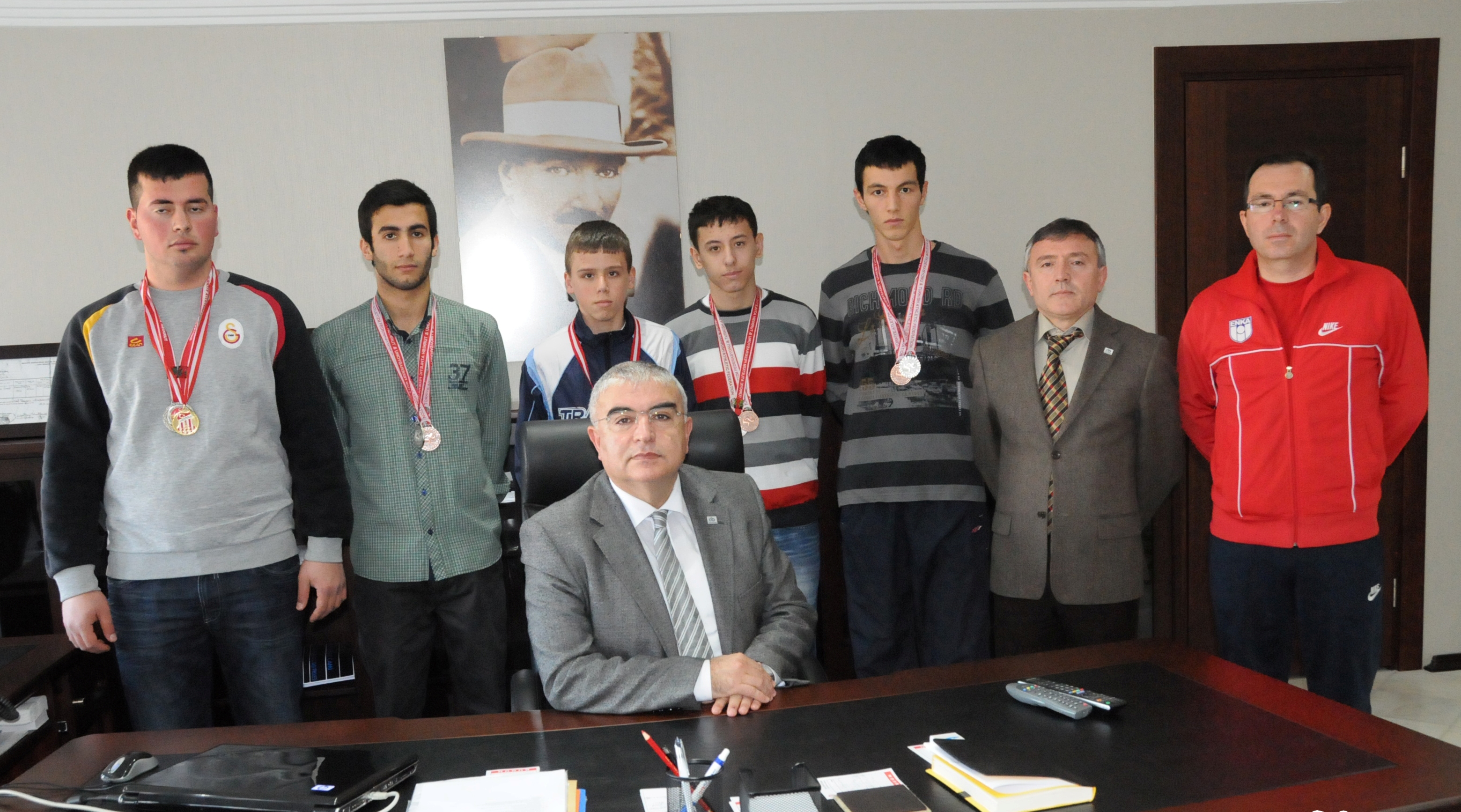 �orlulu Atletlerden Ba�kan Baysan�a Ziyaret