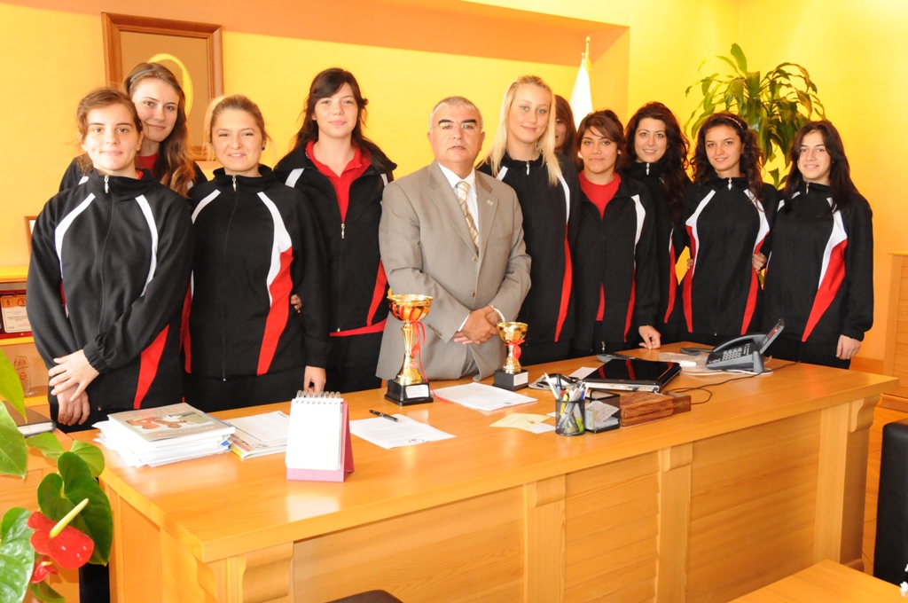 Belediyemizden Spora Anlaml� Destek