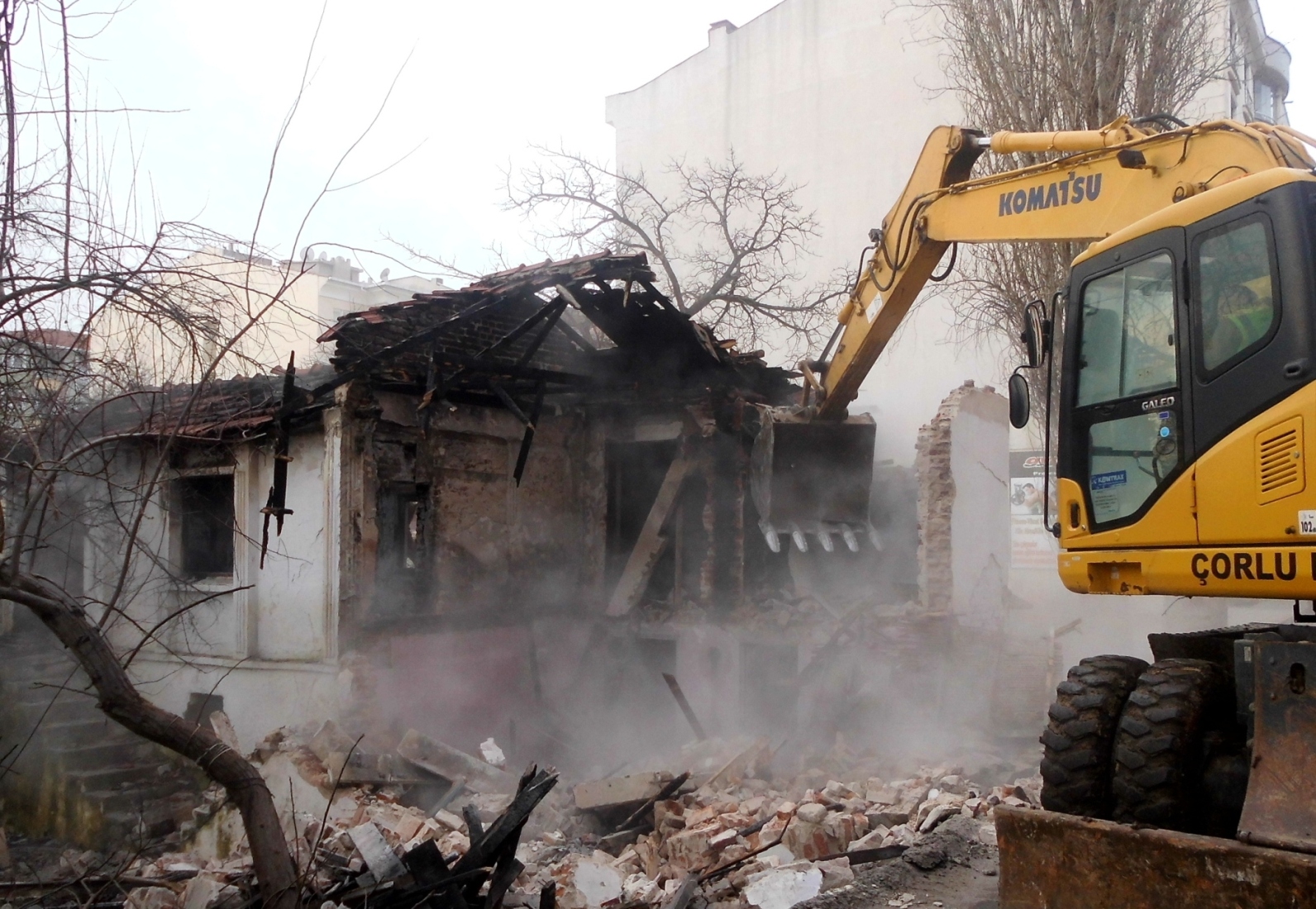 7 Mahallede 8 Metruk Bina Ykld