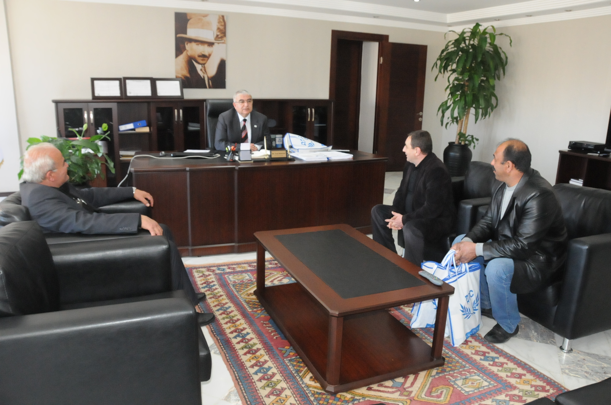 Tutrakanl� Heyetten Belediyemize Ziyaret