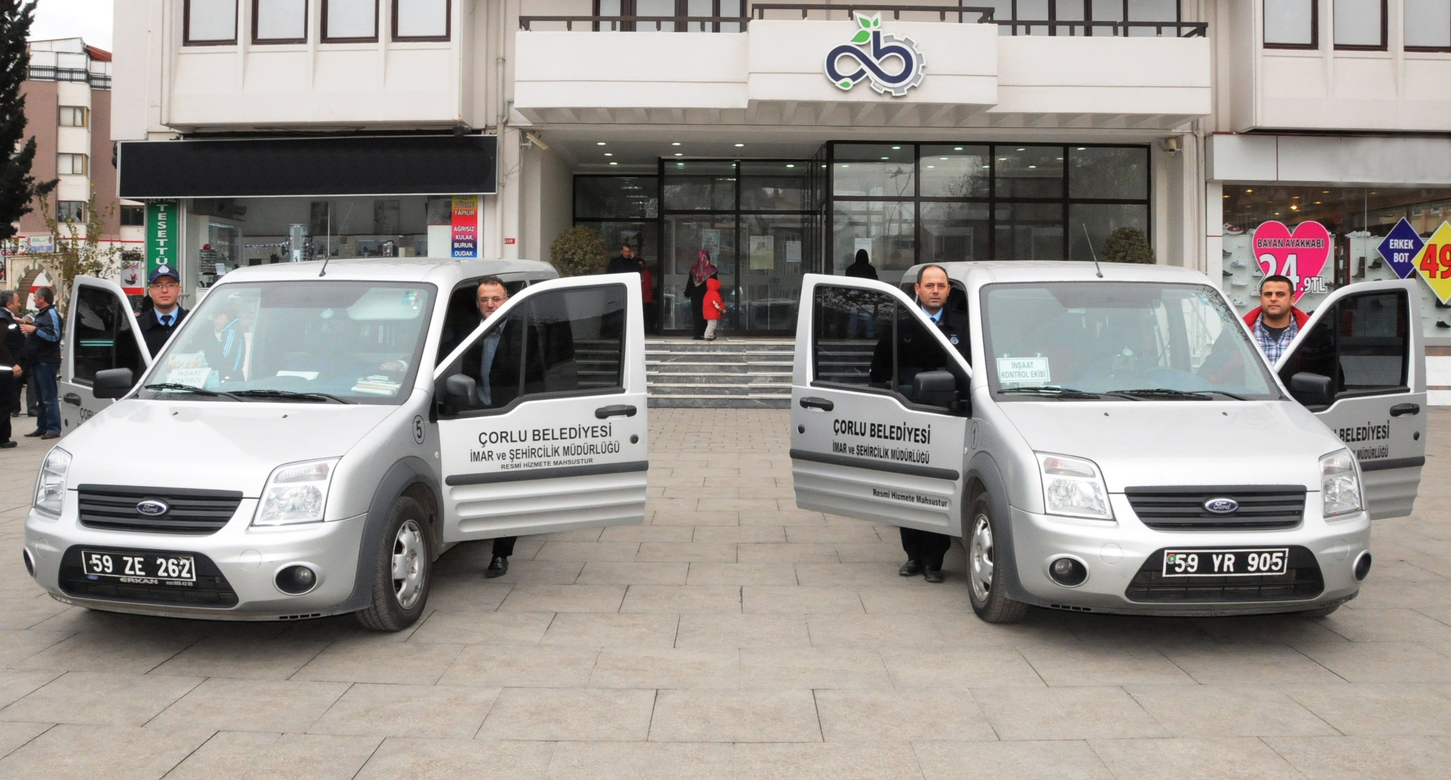 Mobil �n�aat Kontrol Ara�lar� 2�ye ��kar�ld�