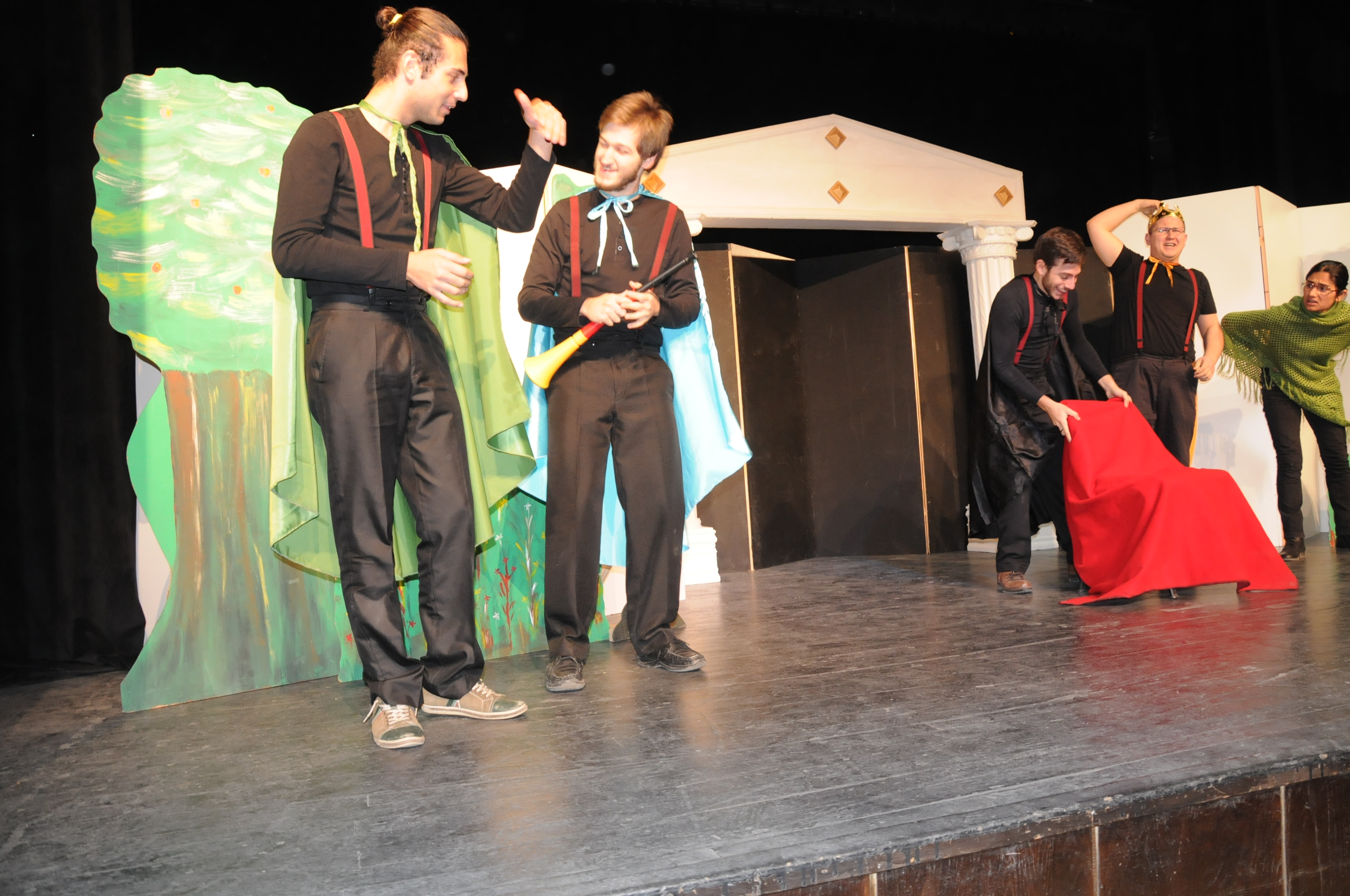 �lkel ile D��ne Adl� �ocuk Oyunu Sahnelendi