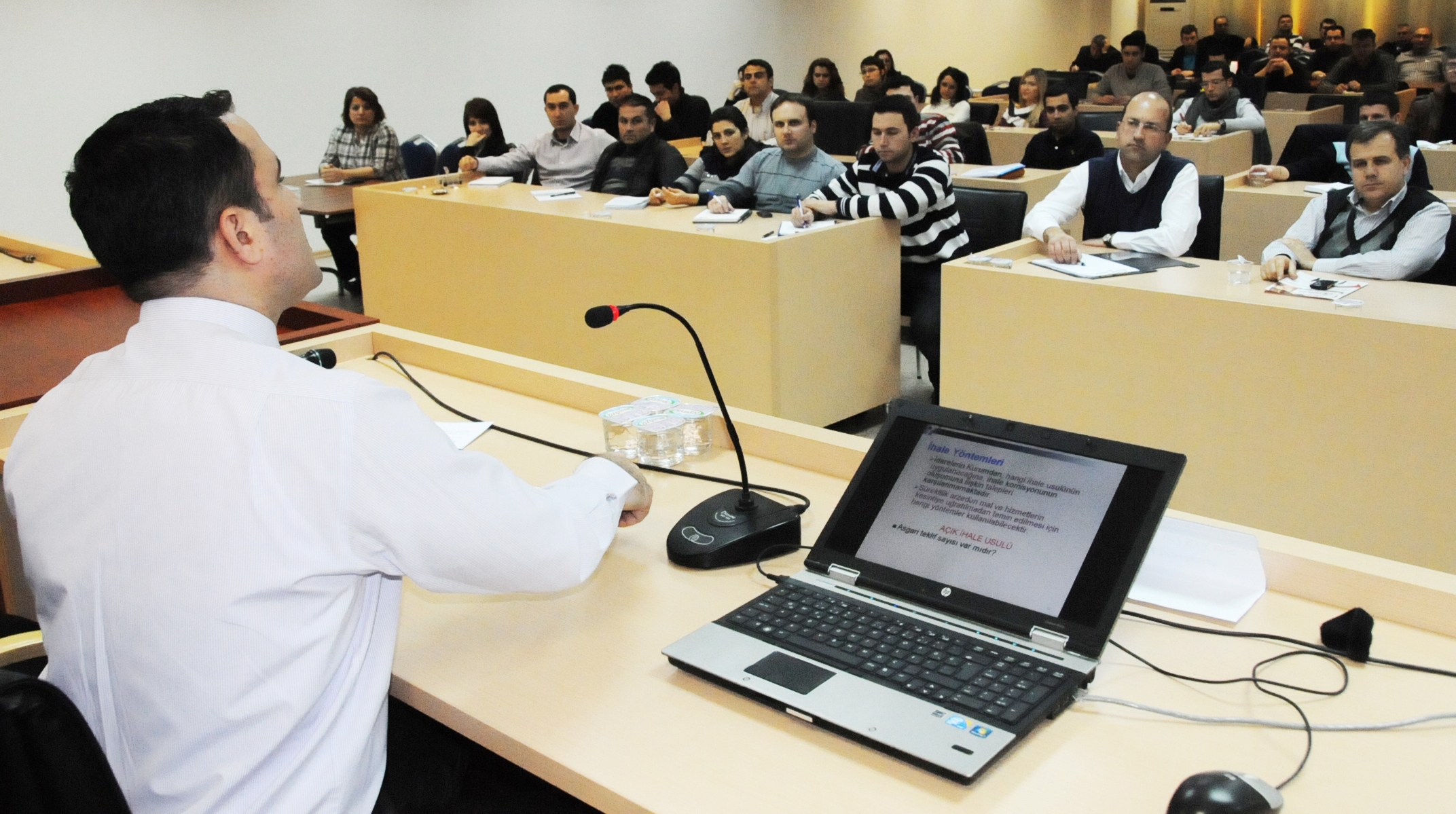 Belediye Personeline �hale Kanunu E�itimi