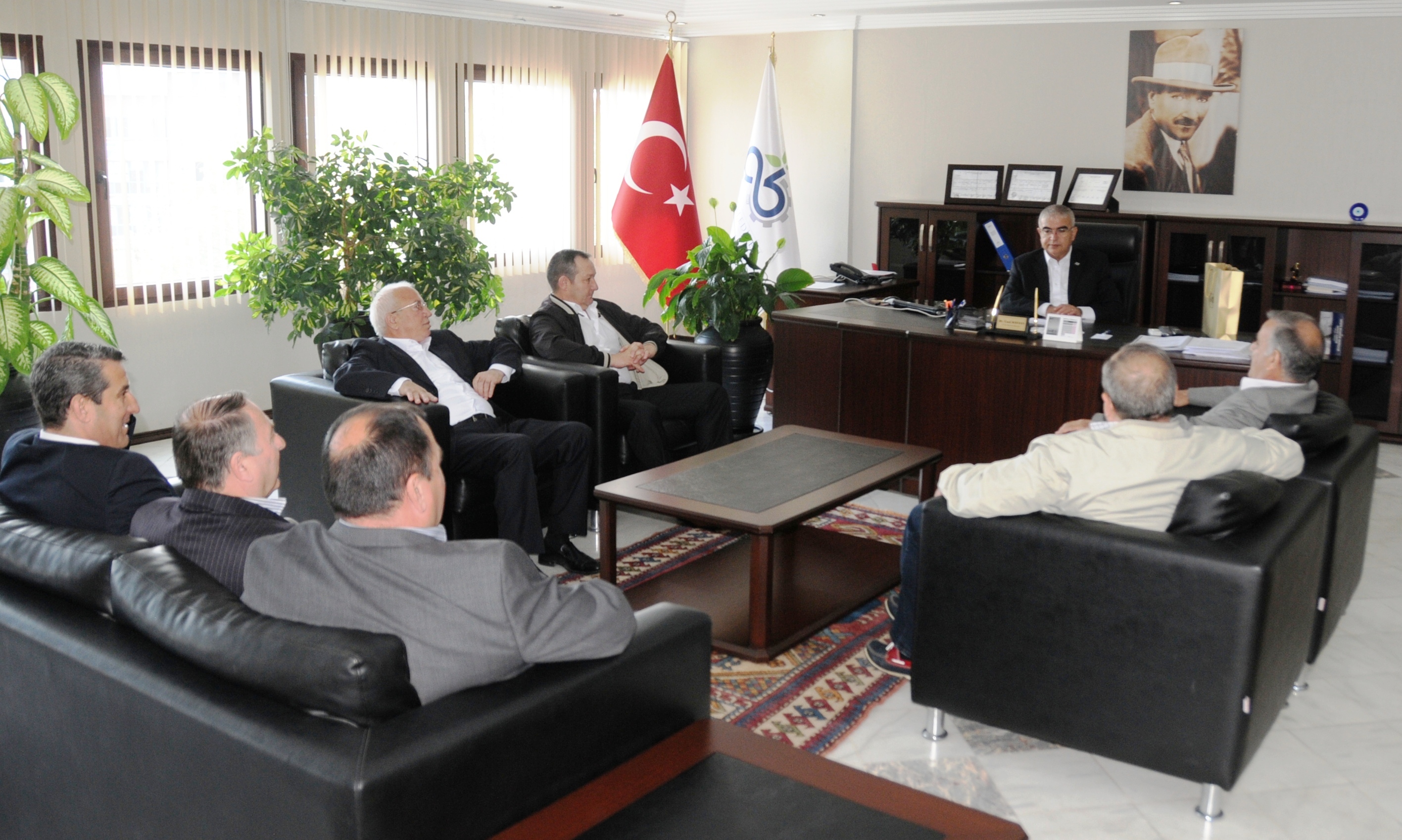 Yeni Sanayi Sitesi Ynetiminden Bakan`a Ziyaret