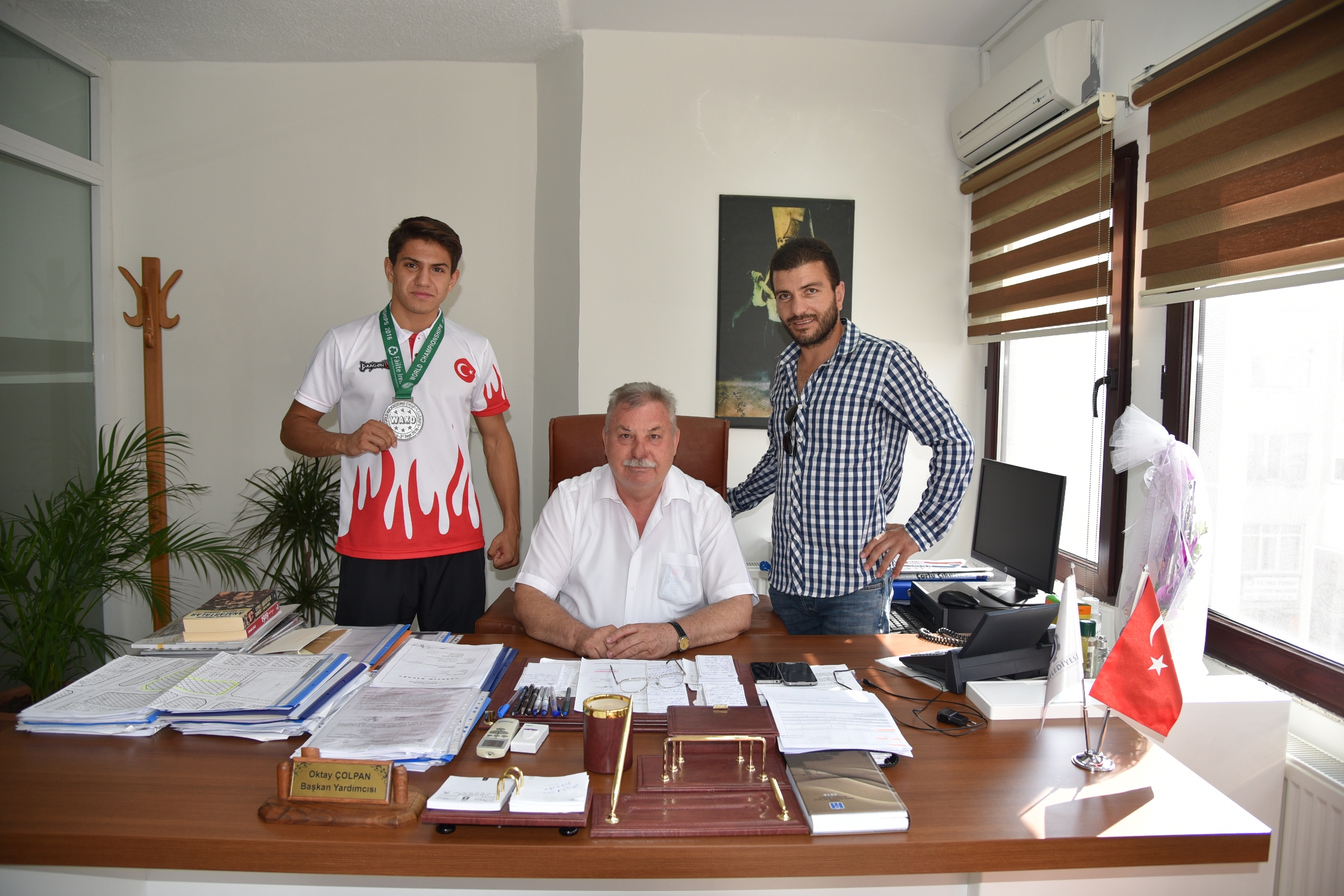 Dnya 2.si Sporcumuz Belediyemizi Ziyaret Etti