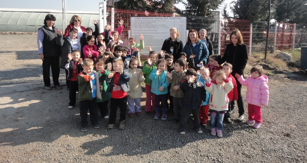 Minik ��renciler Seram�z� Ziyaret Etti
