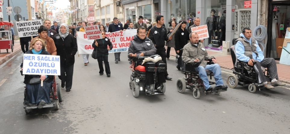 Engelliler Haftas� �orlu�da Kutland�