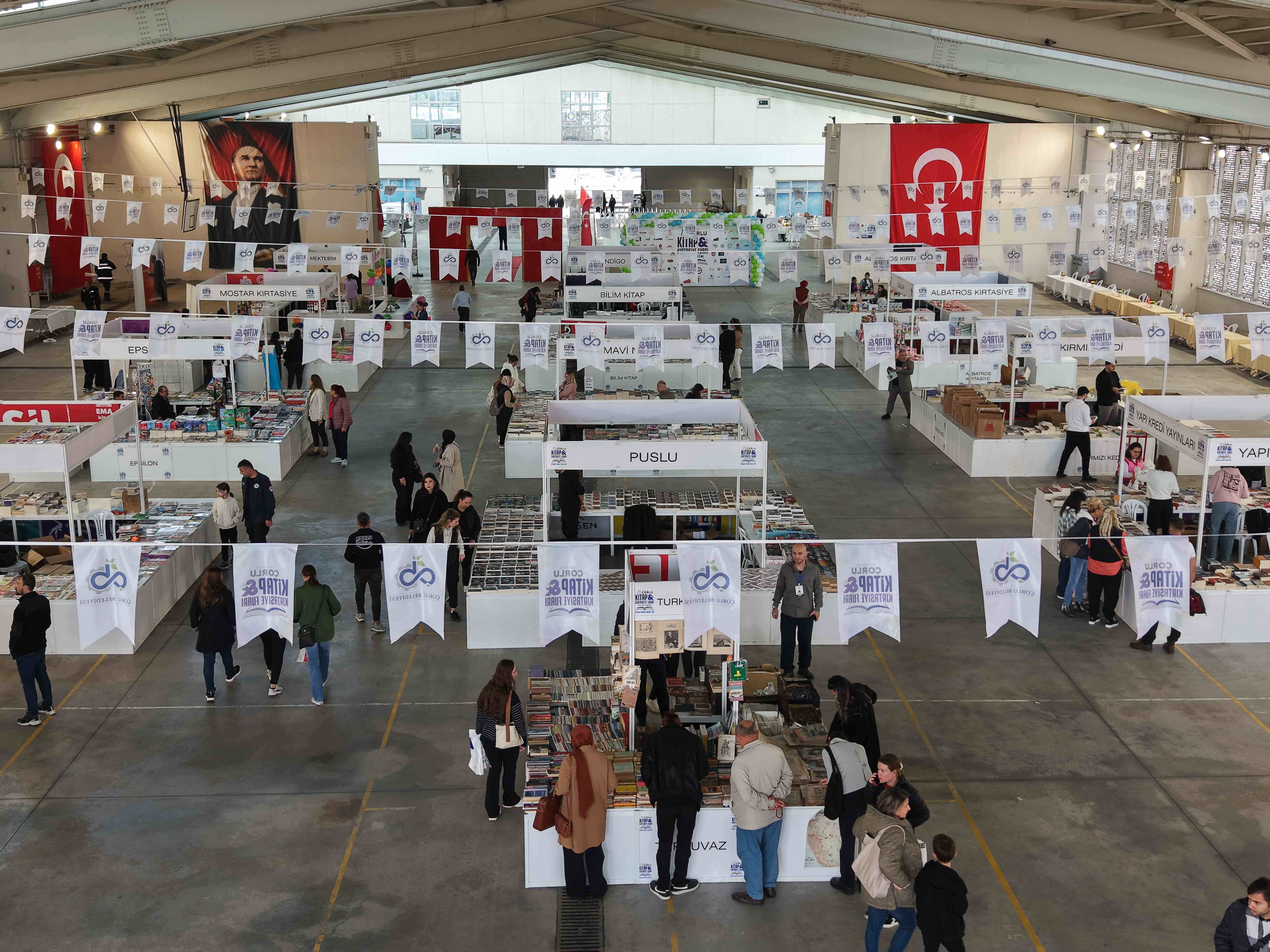 14. Geleneksel �orlu Kitap ve K�rtasiye Fuar� Kap�lar�n� A��yor 