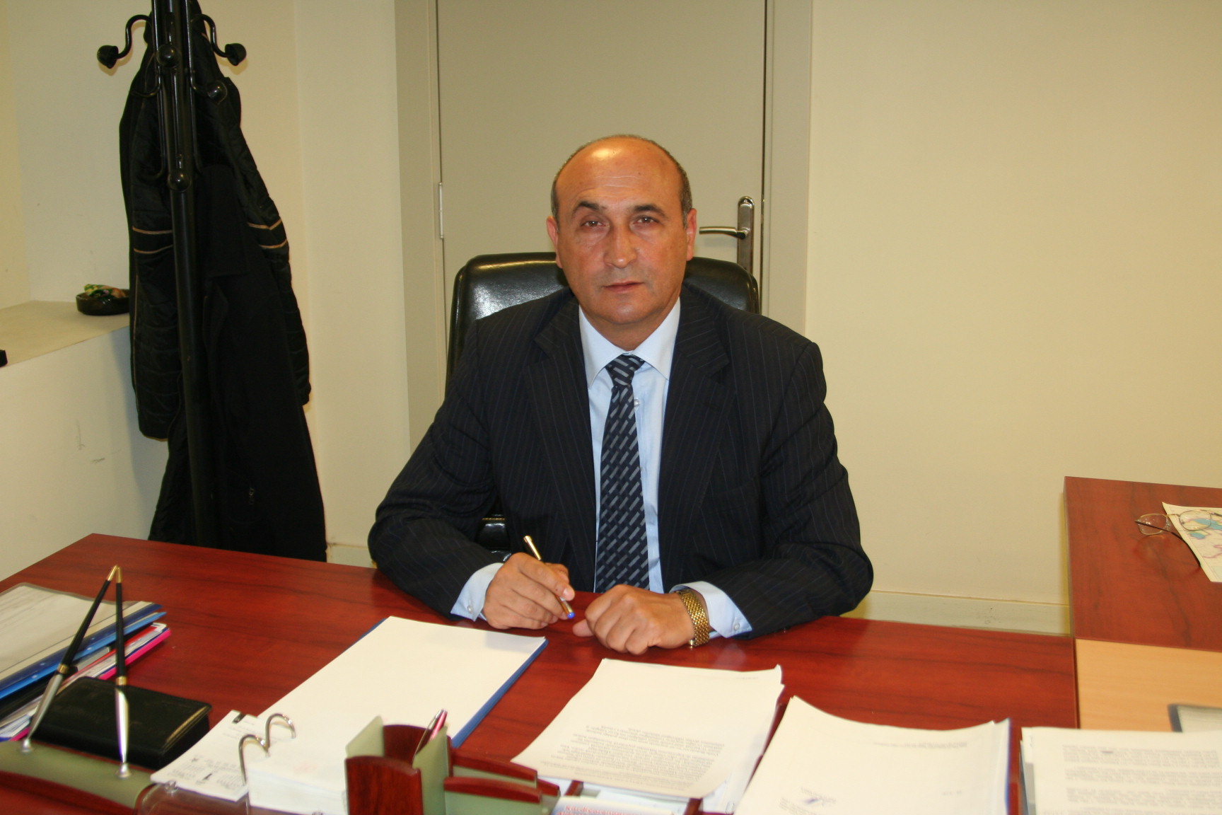 Otob�sler ��in �of�r Al�n�yor