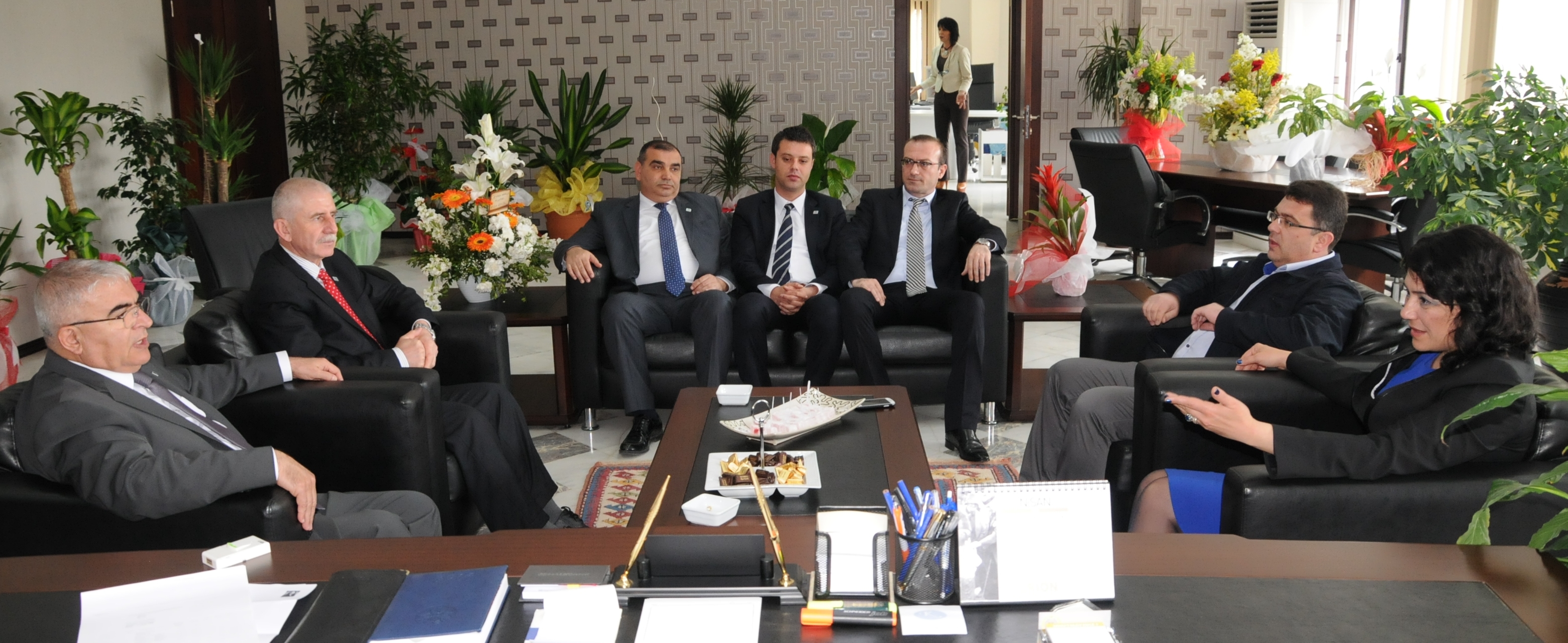 Mv. Y�ceer�den Baysan�a Tebrik Ziyareti