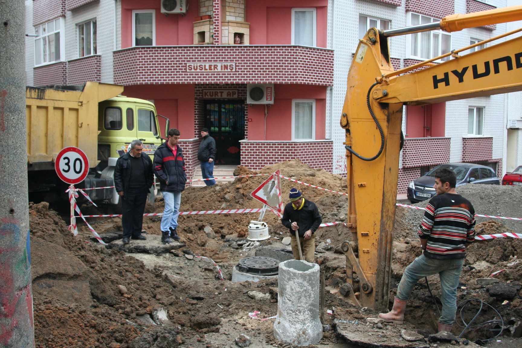 Altyap� ve Yol Yap�m �al��malar�