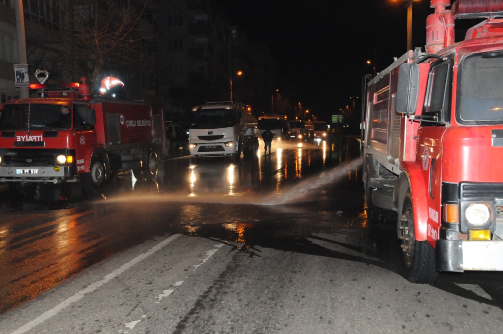 Yollarda Deterjanl� Temizlik