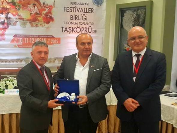 Belediyemiz Festivaller Birlii Toplantsnda Temsil Edildi