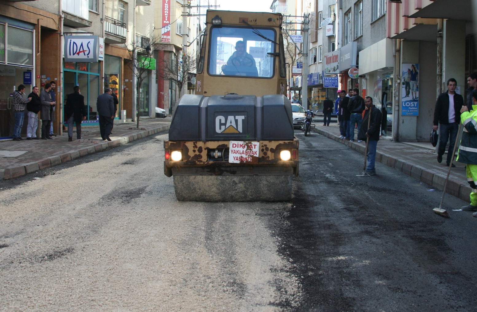 Yollar Tamir Ediliyor