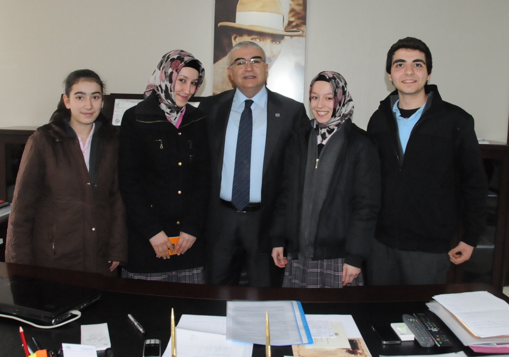 Lise ��rencileri Ba�kan Baysan �le R�portaj Yapt�