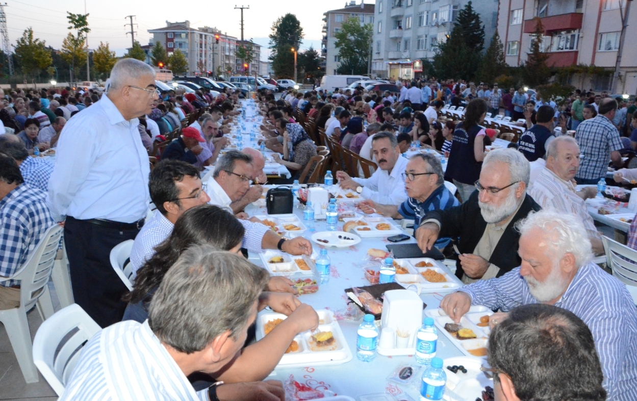 orlu ehir Kulb Aevinde ftar Yemei Verdi