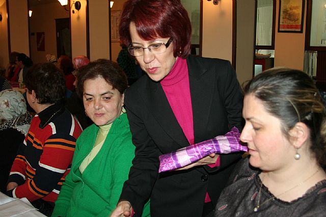 Huzurevi Sakinleri Kadnlar Gnn Kutlad
