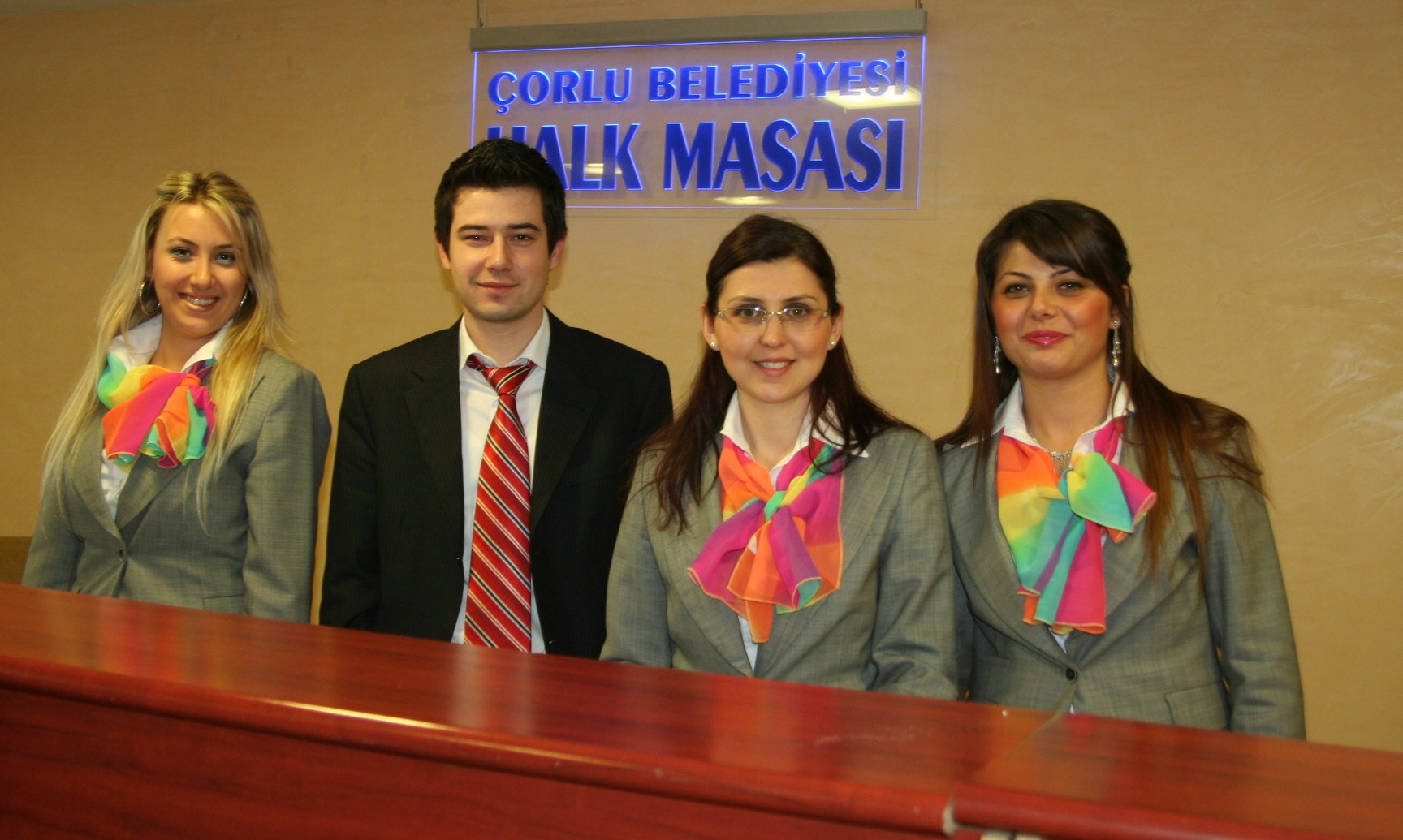 Halk Masas orlulularn Hizmetinde