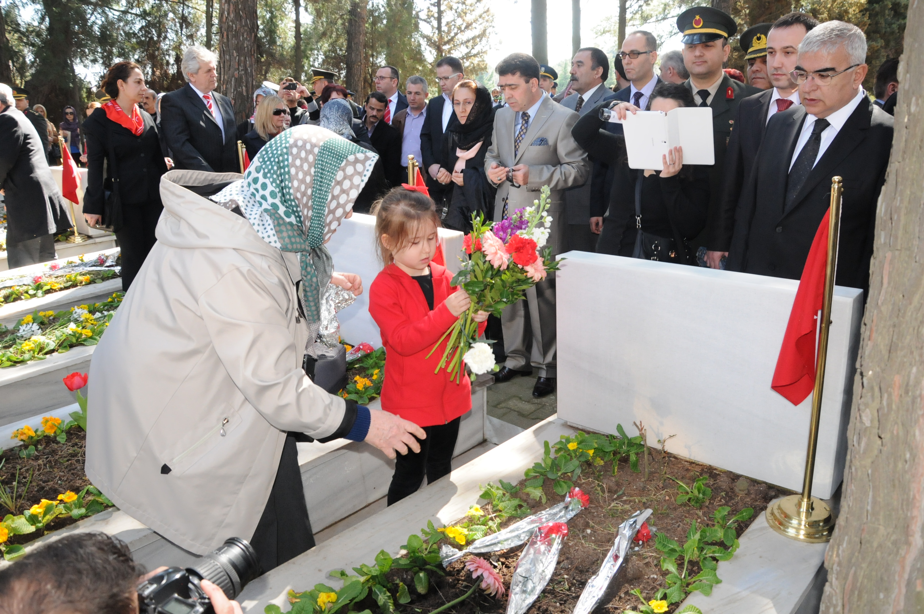 18 Mart�ta �ehitlerimizi And�k