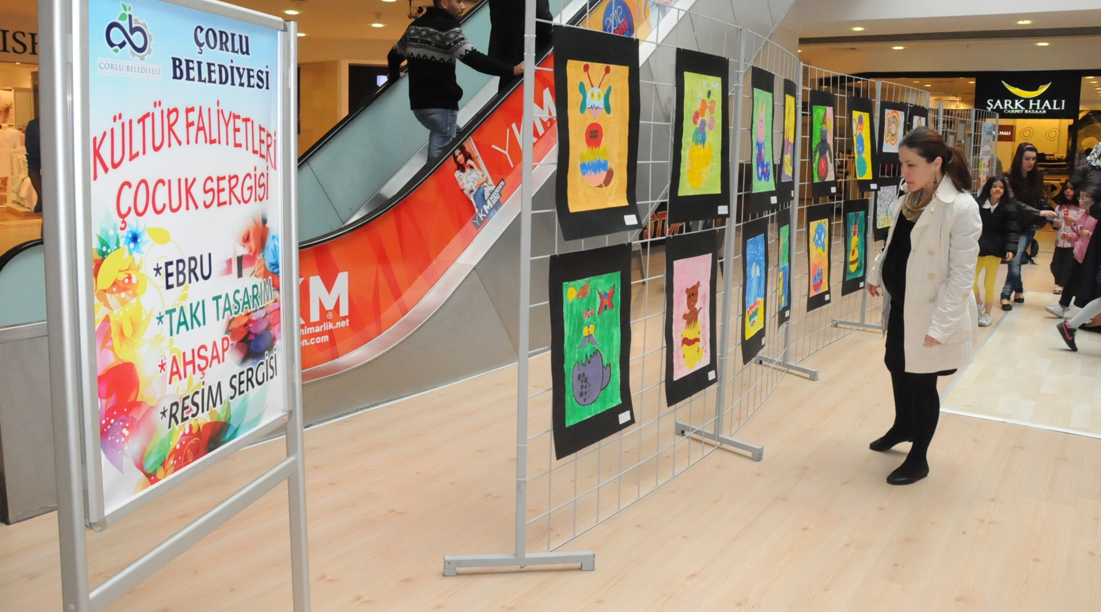 �ocuk Resimleri Sergisi D�zenlendi