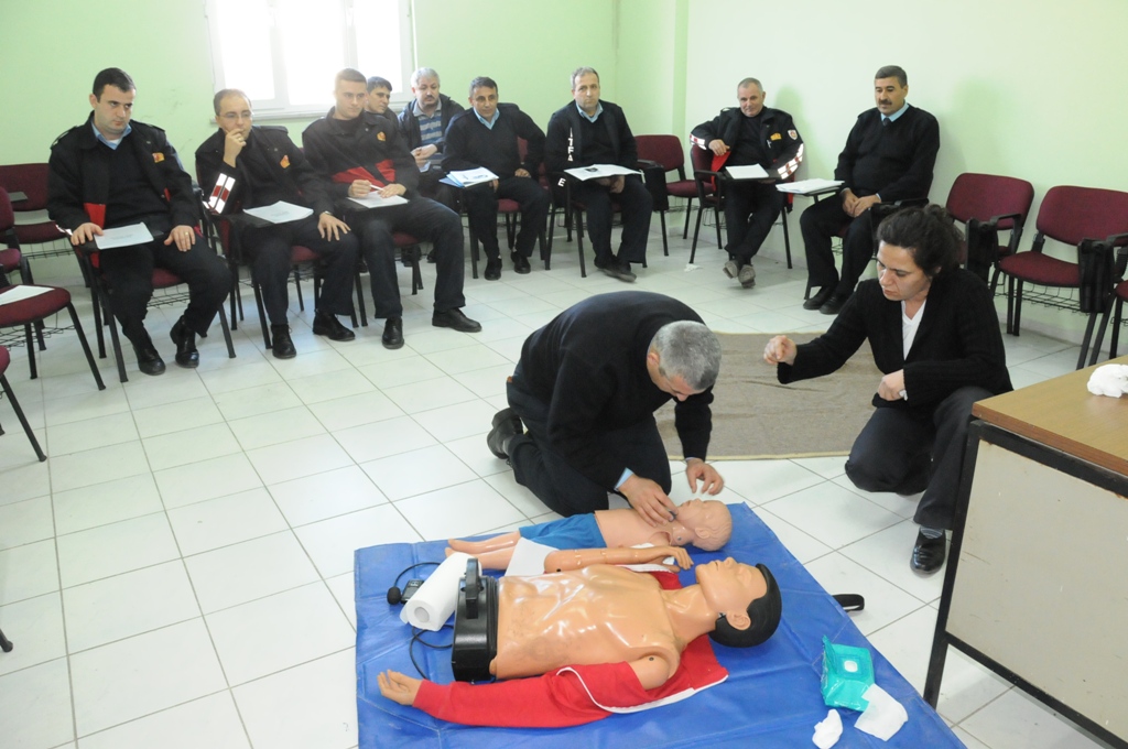�tfaiye Personeline �lkyard�m E�itimi Verildi