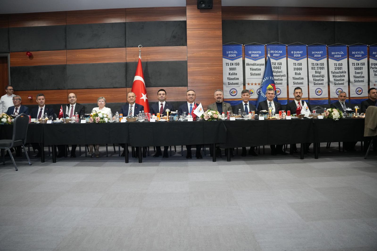 �orlu`da Protokol �ftarda Bulu�tu