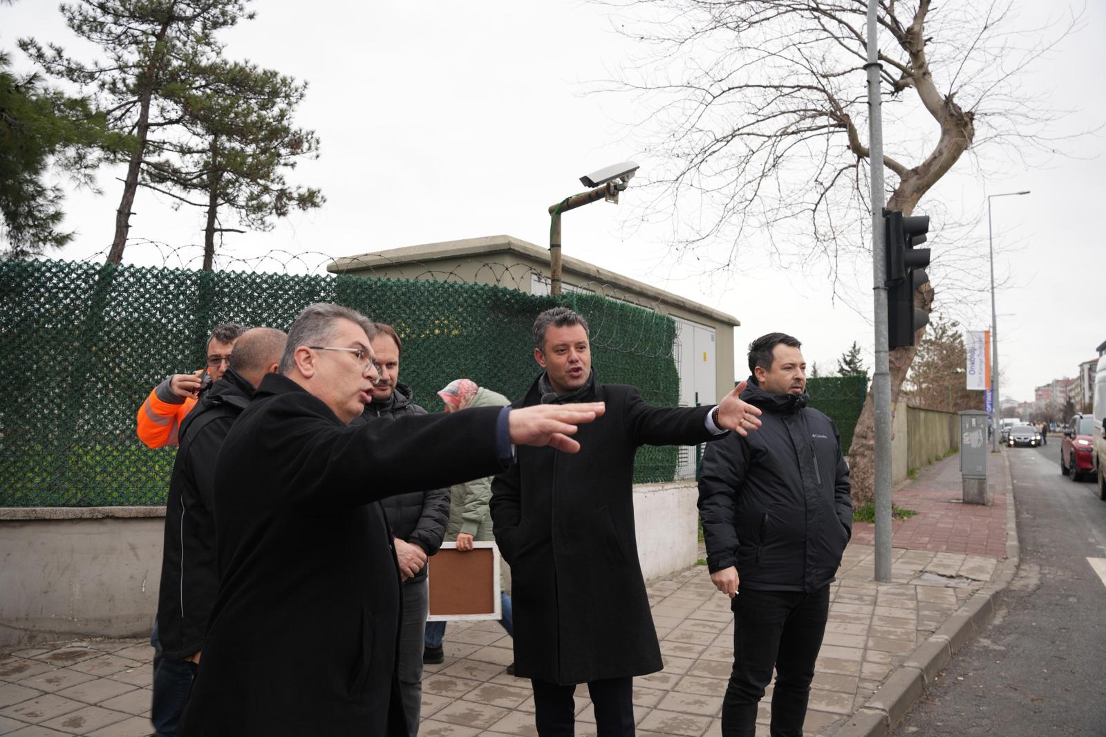 Ba�kan Sar�kurt ve B�y�k�ehir Ekipleri Sahada