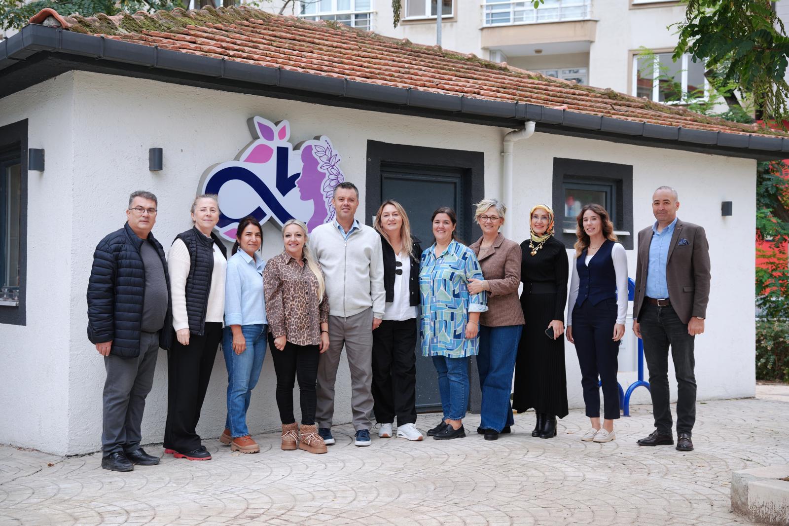 Bakan Sarkurt, Kurs Eitmenleriyle Bir Araya Geldi