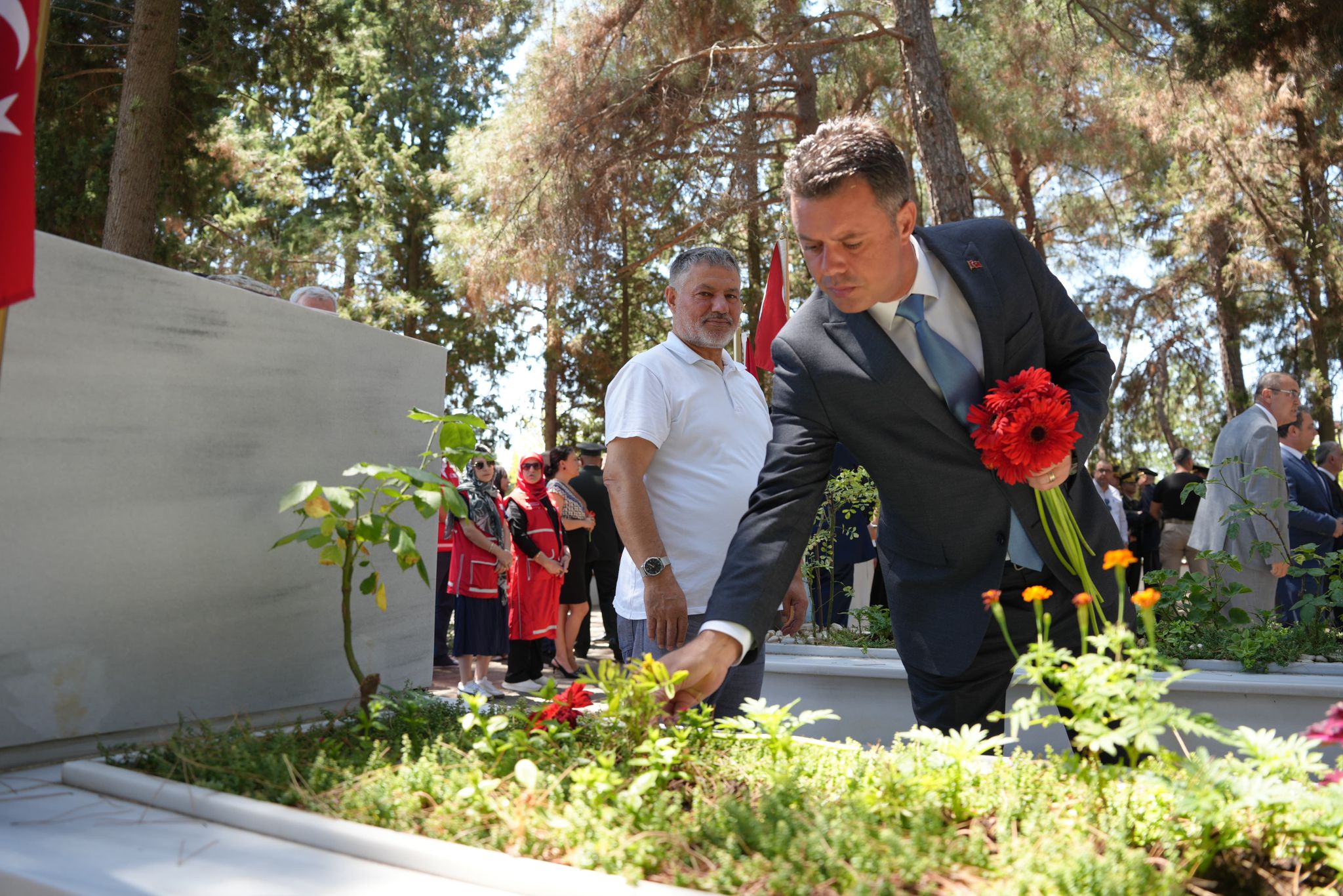 Bakan Sarkurt, 15 Temmuz Demokrasi ve Mill Birlik Gn Anma Programna Katld	