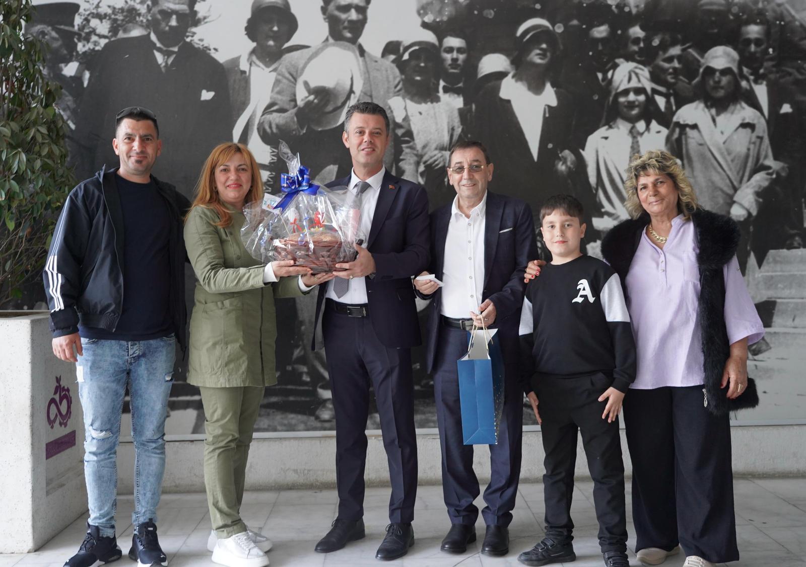 Karde ehir Tutrakan`dan Bakan Sarkurt`a Ziyaret