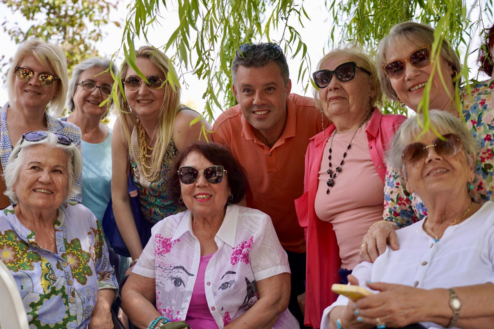 Bakan Sarkurt Baharda Sanat enliine Katld