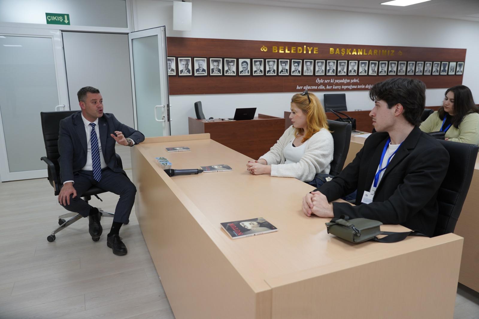 �orlu`nun Gelece�inde Gen�lerin �mzas� Olacak