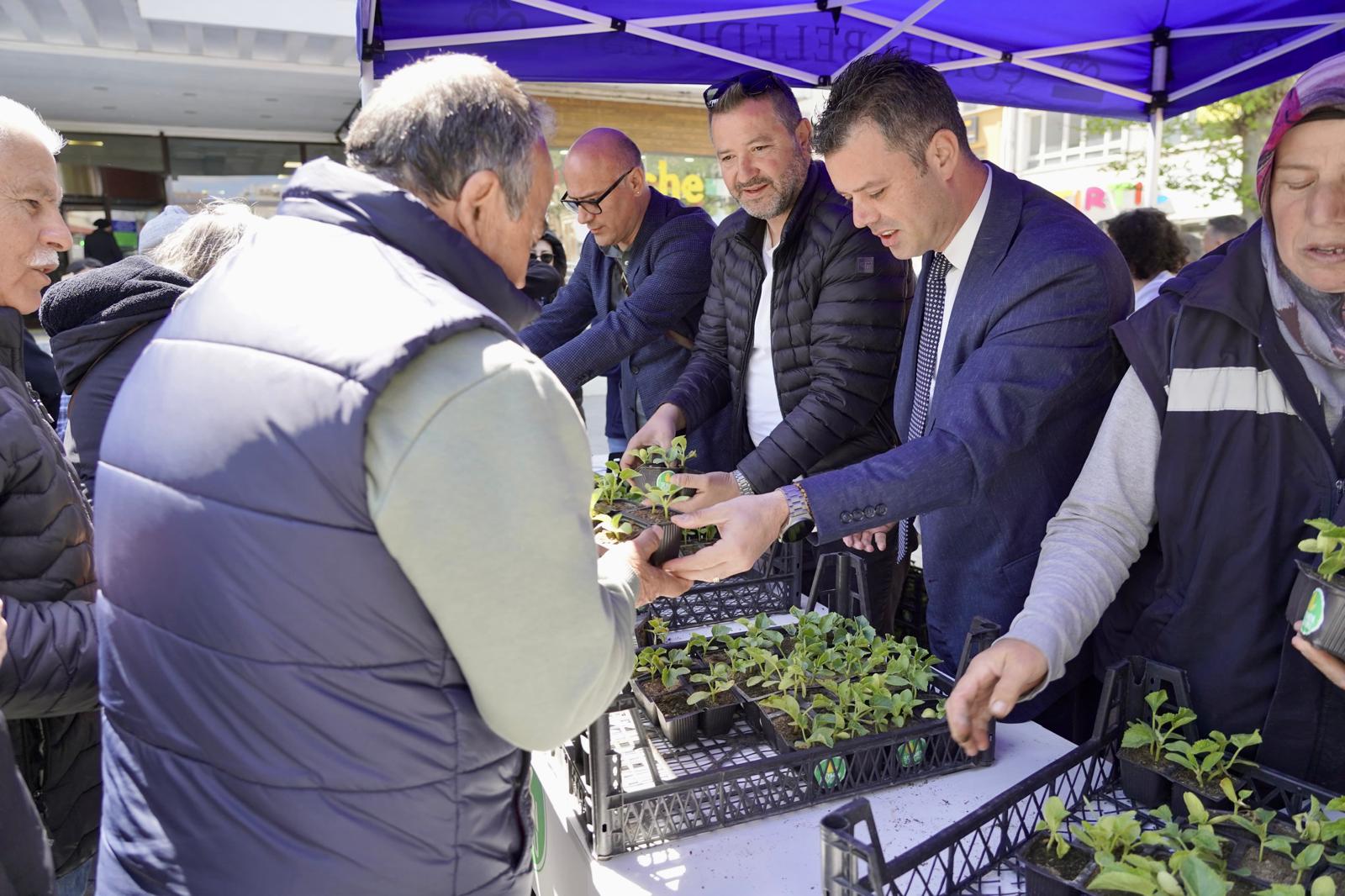 orlu Belediyesinden Vatandalara Seymen Kavunu Fidesi
