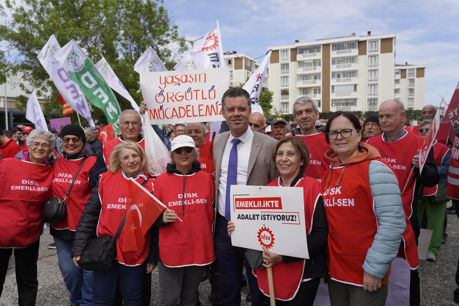 Ba�kan Sar�kurt`tan 1 May�s Mesaj�: "En Y�ce De�er Emektir"