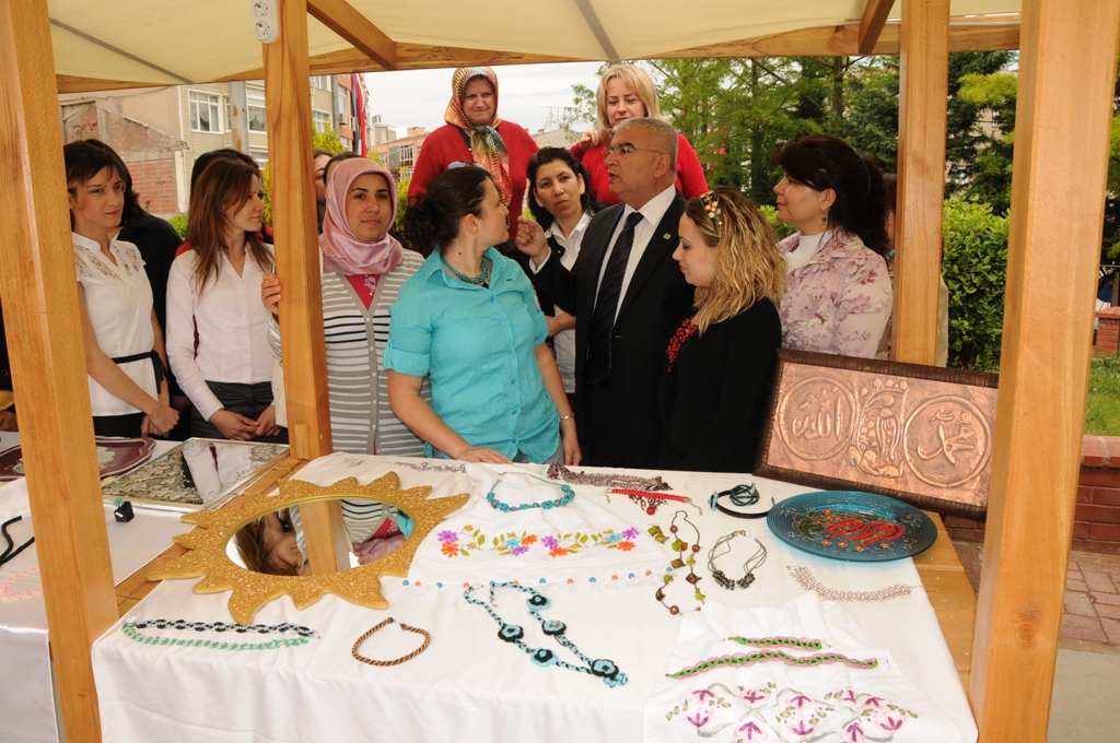 Meslek Edindirme Kurslarndan Aile Btesine Katk