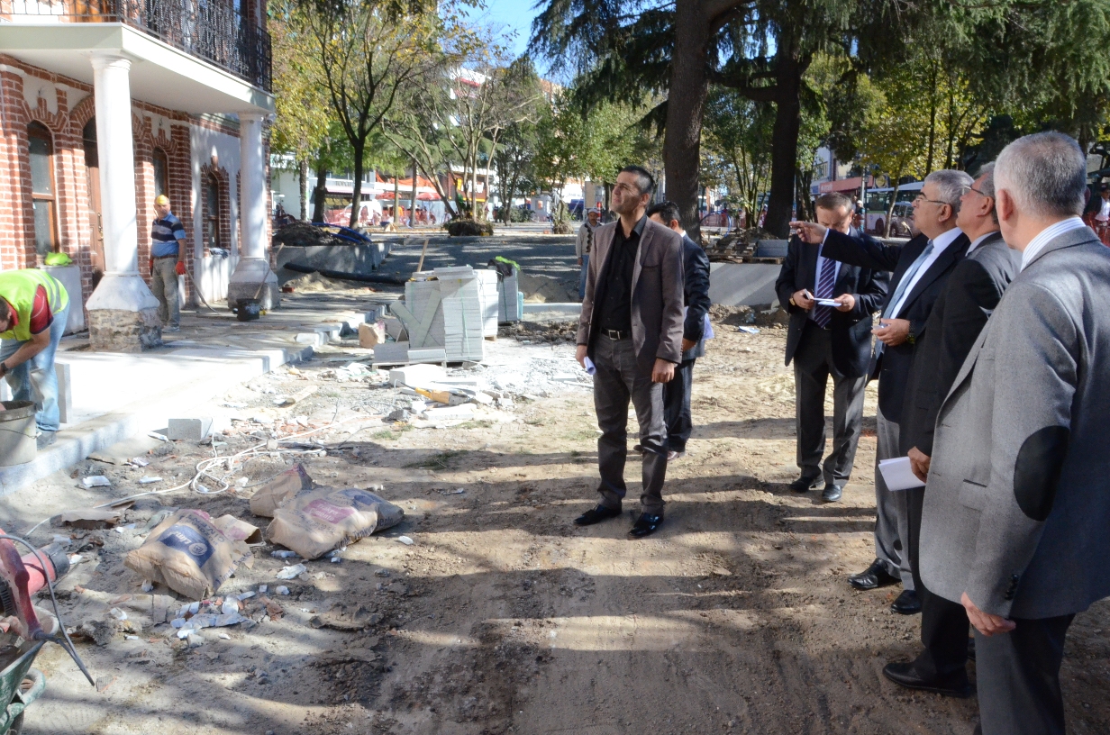 Ba�kan Baysan ve Meclis �yeleri Belediyenin �al��malar�n� �nceledi