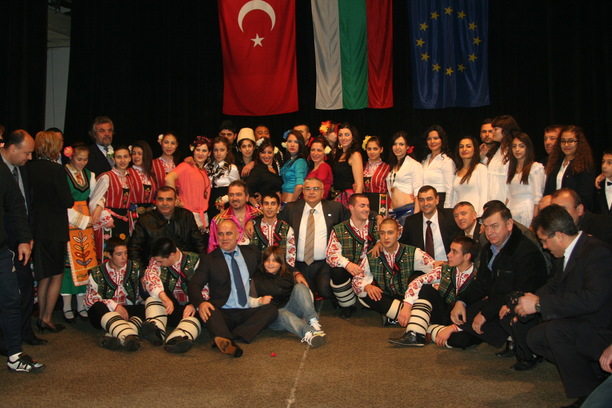 Bulgaristan�da �orlu R�zgar�