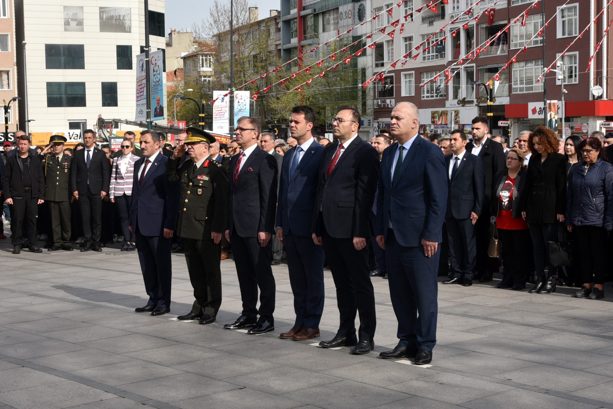 23 Nisan Ulusal Egemenlik ve ocuk Bayram Trenle Kutland