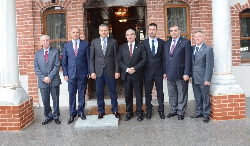 Vali Yerlikayadan Bakan Baysana Veda Ziyareti