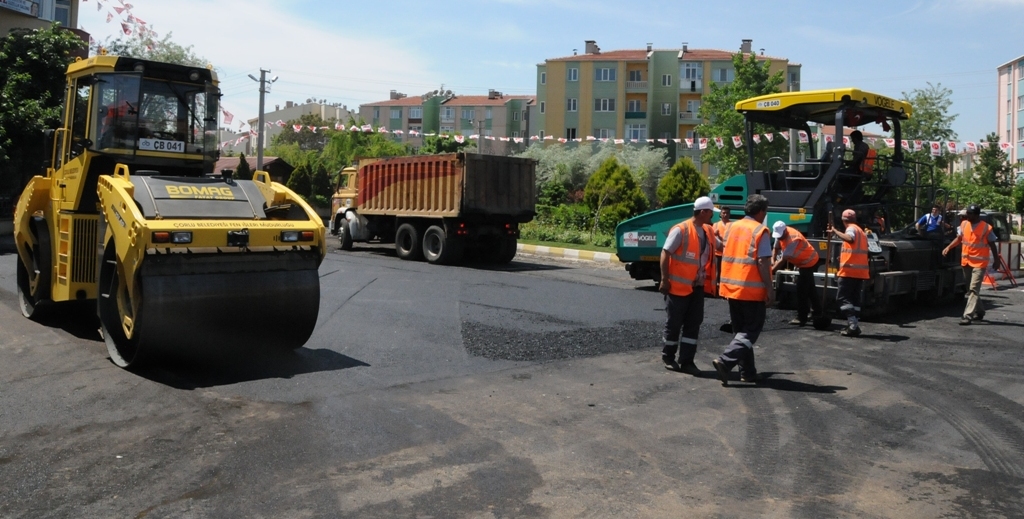 Havuzlar Mahallesi�nde Asfalt �al��mas�