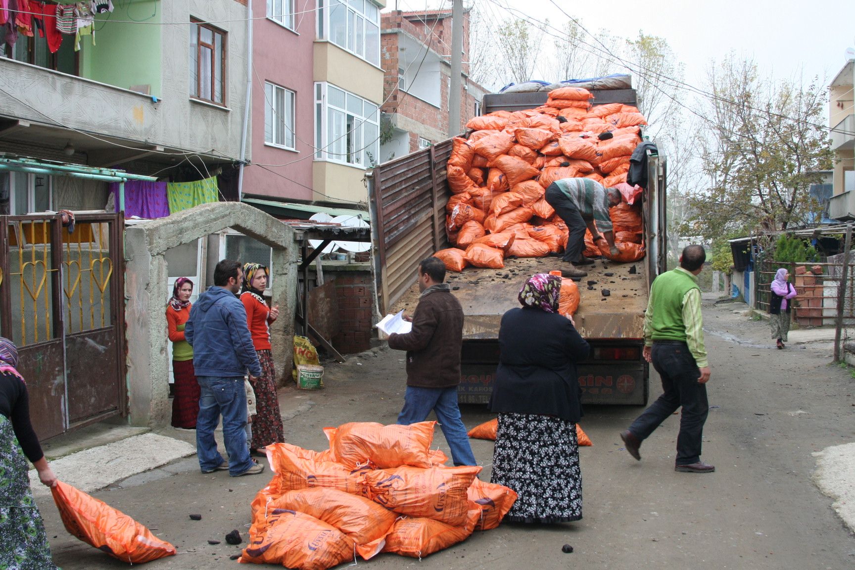 orlu Belediyesinden Kmr Yardm