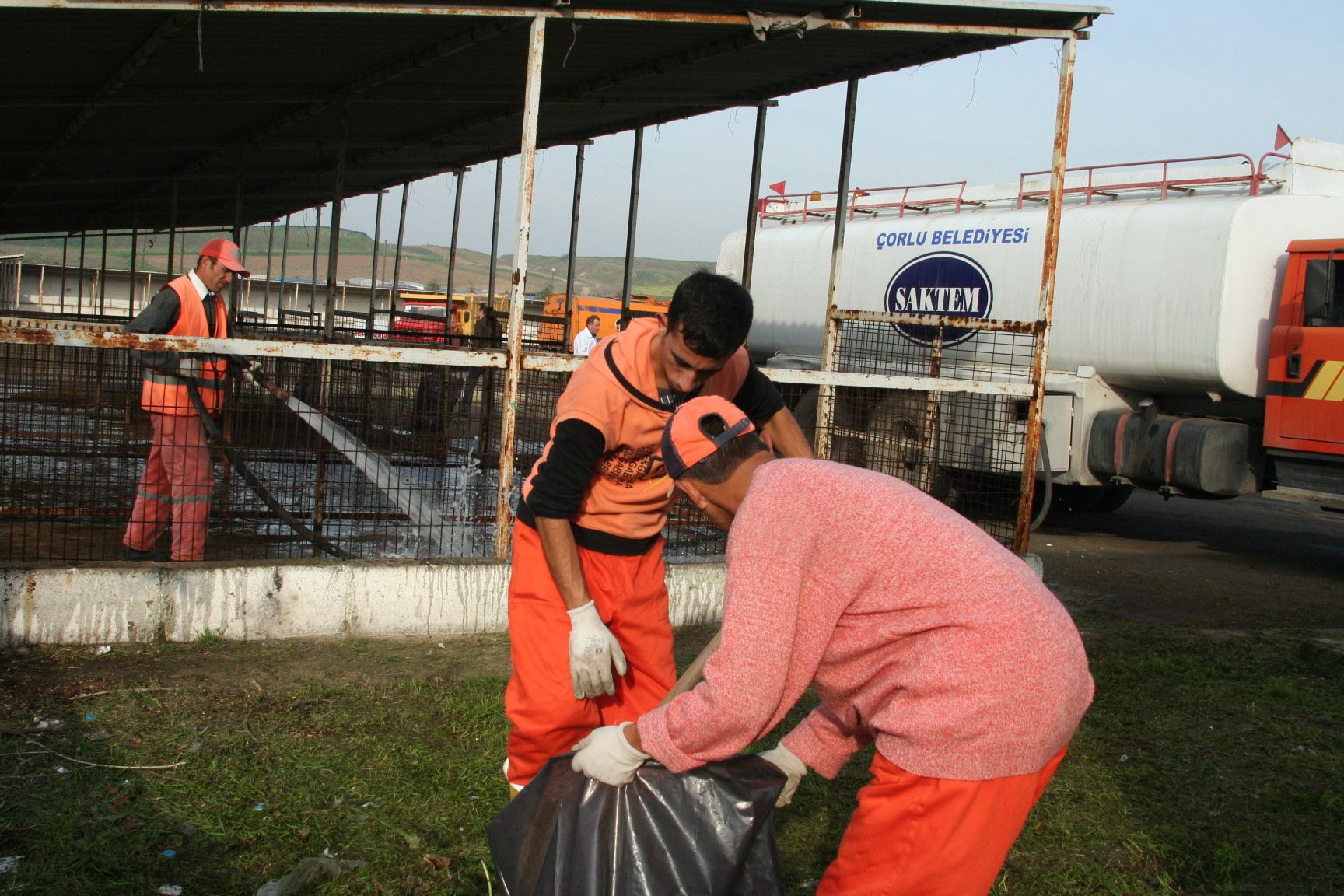 Hayvan Pazarnda Kapsaml Temizlik