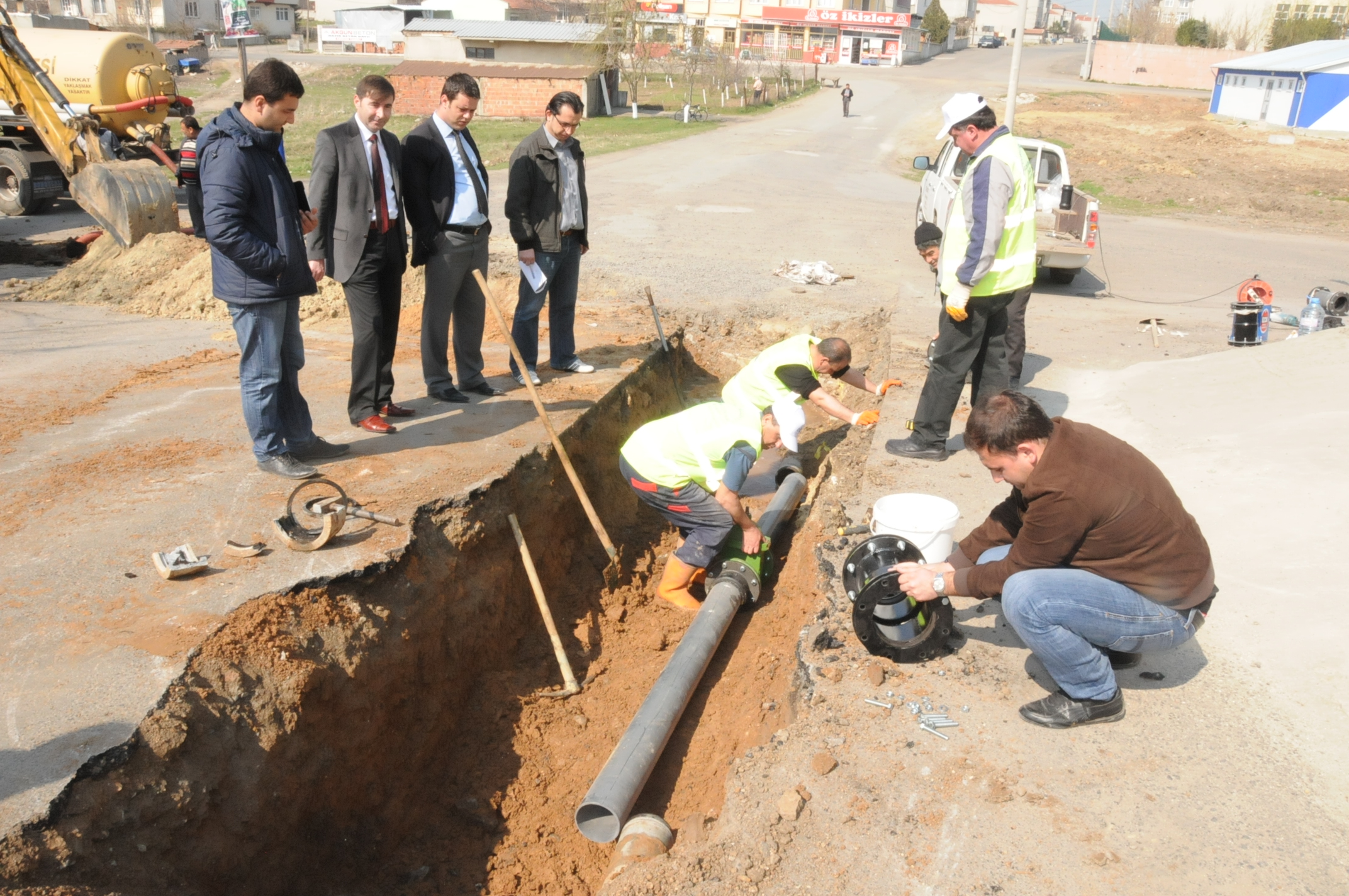 ��me Suyu Hatlar�na Yeni Vanalar Tak�l�yor