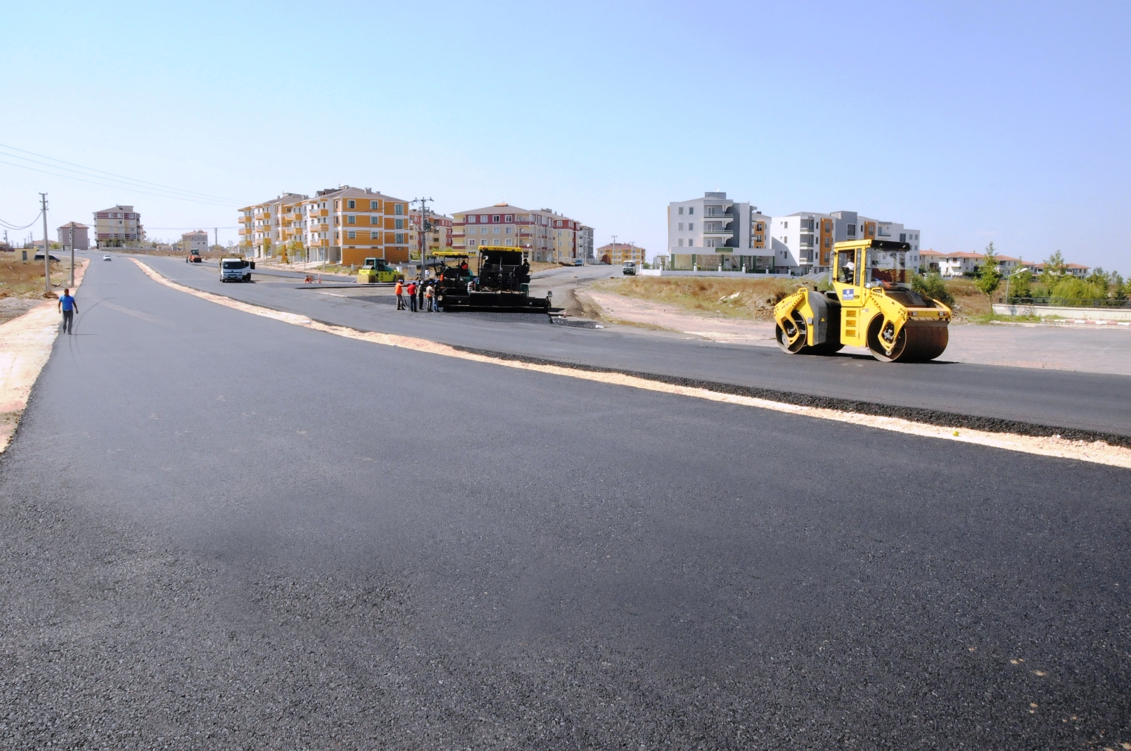 Erdal nn Caddesi Asfaltland